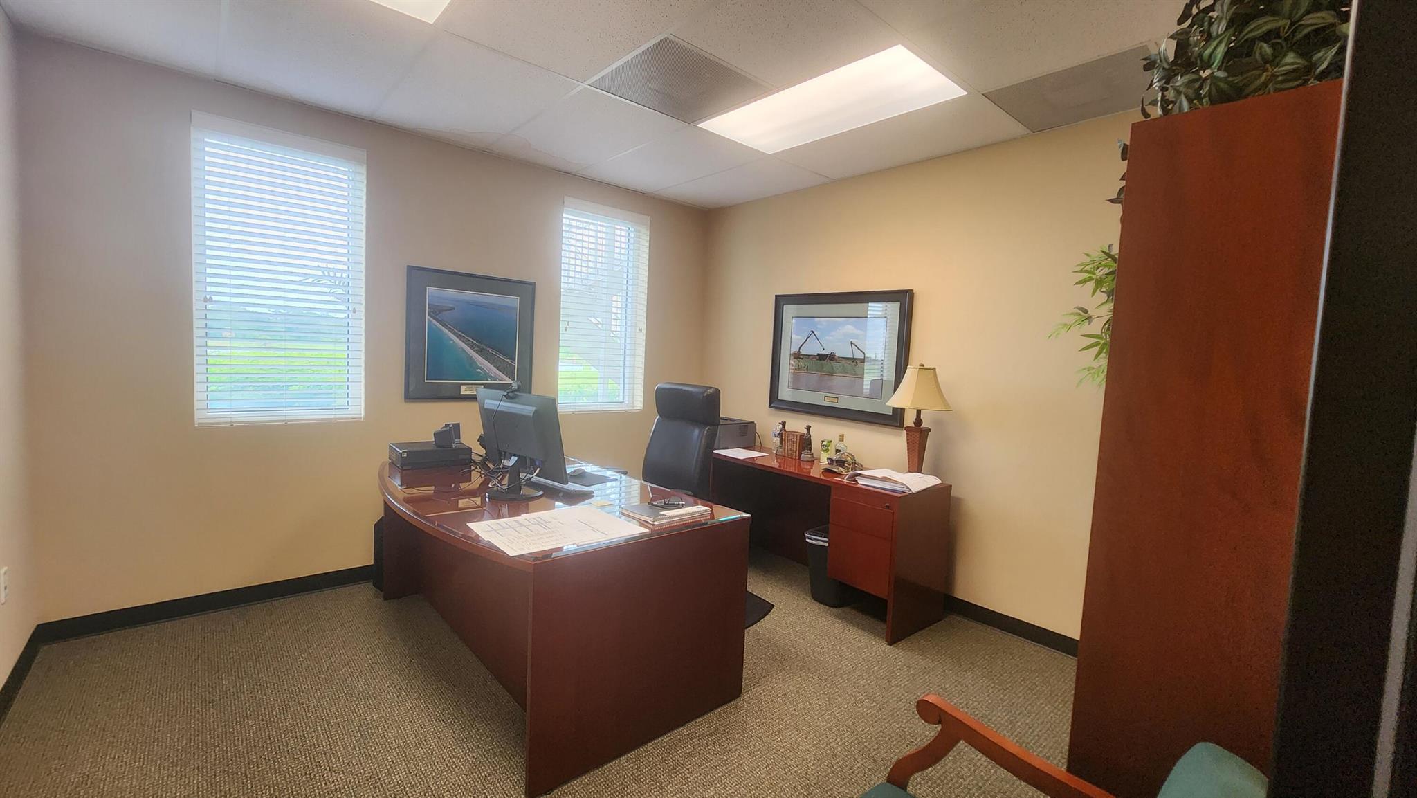 Hoggs - Commercial Sale