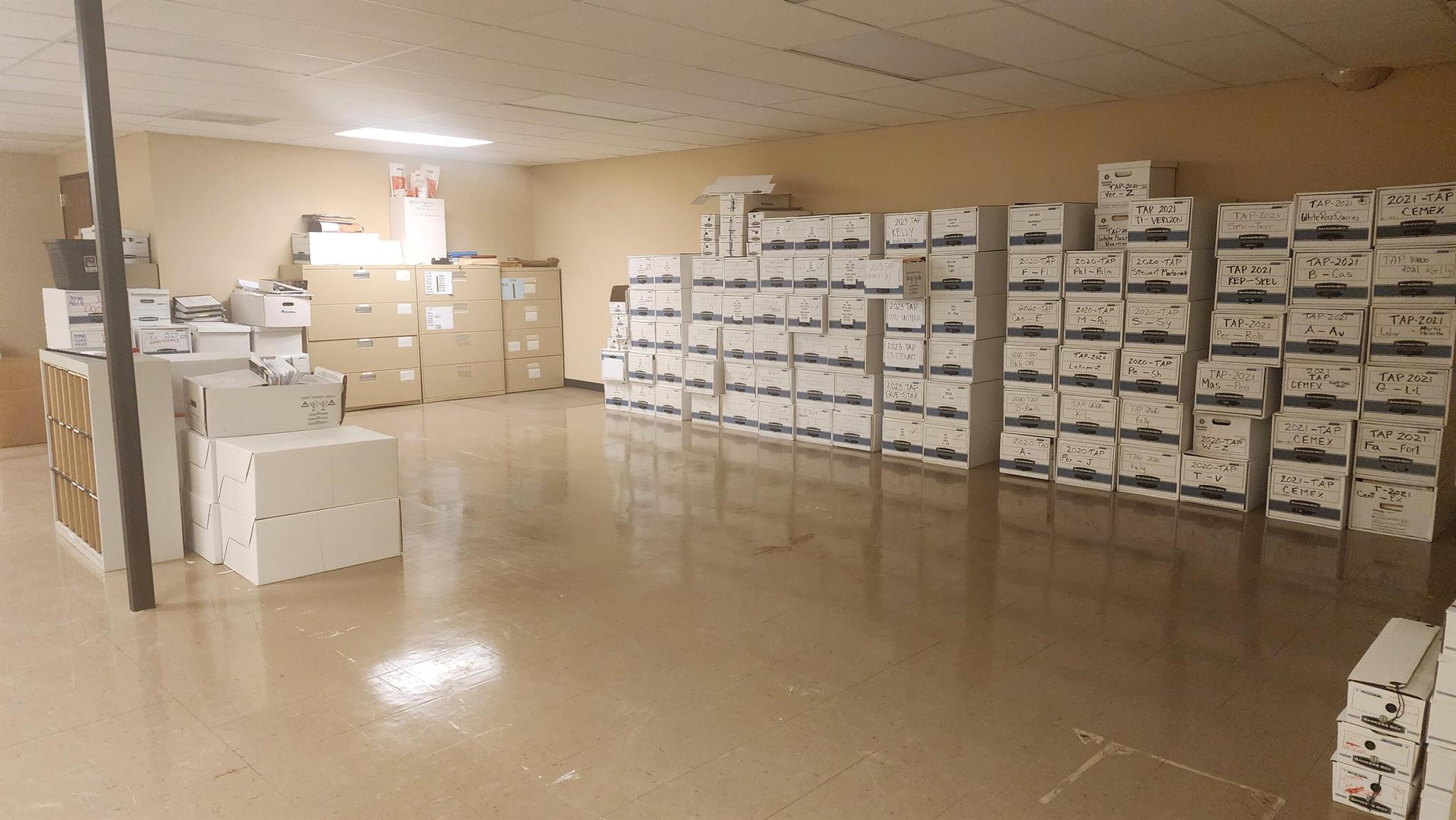 Hoggs - Commercial Sale