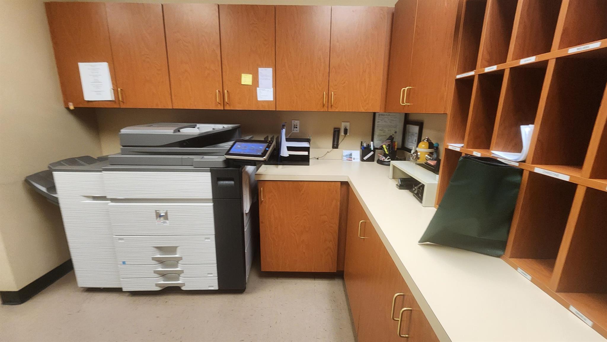 Hoggs - Commercial Sale