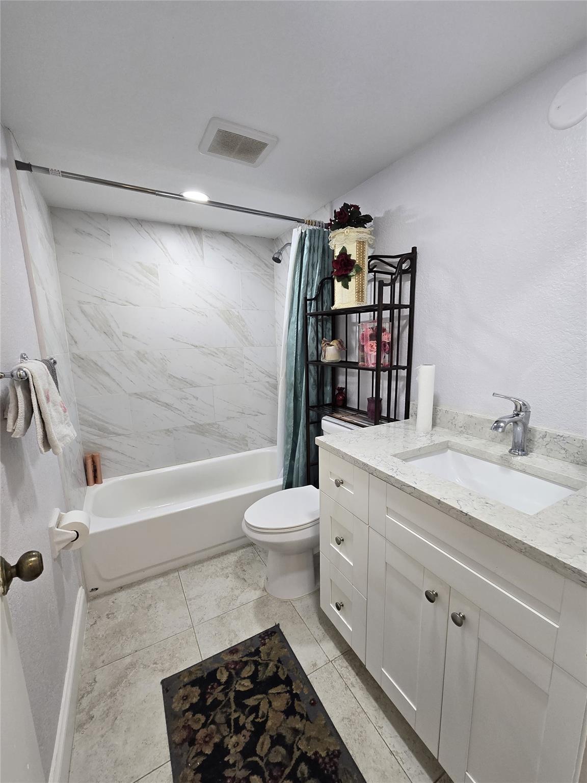 The Gate Condominium - Residential