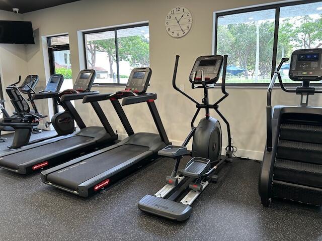 QUAIL RUN VILLAS - Residential