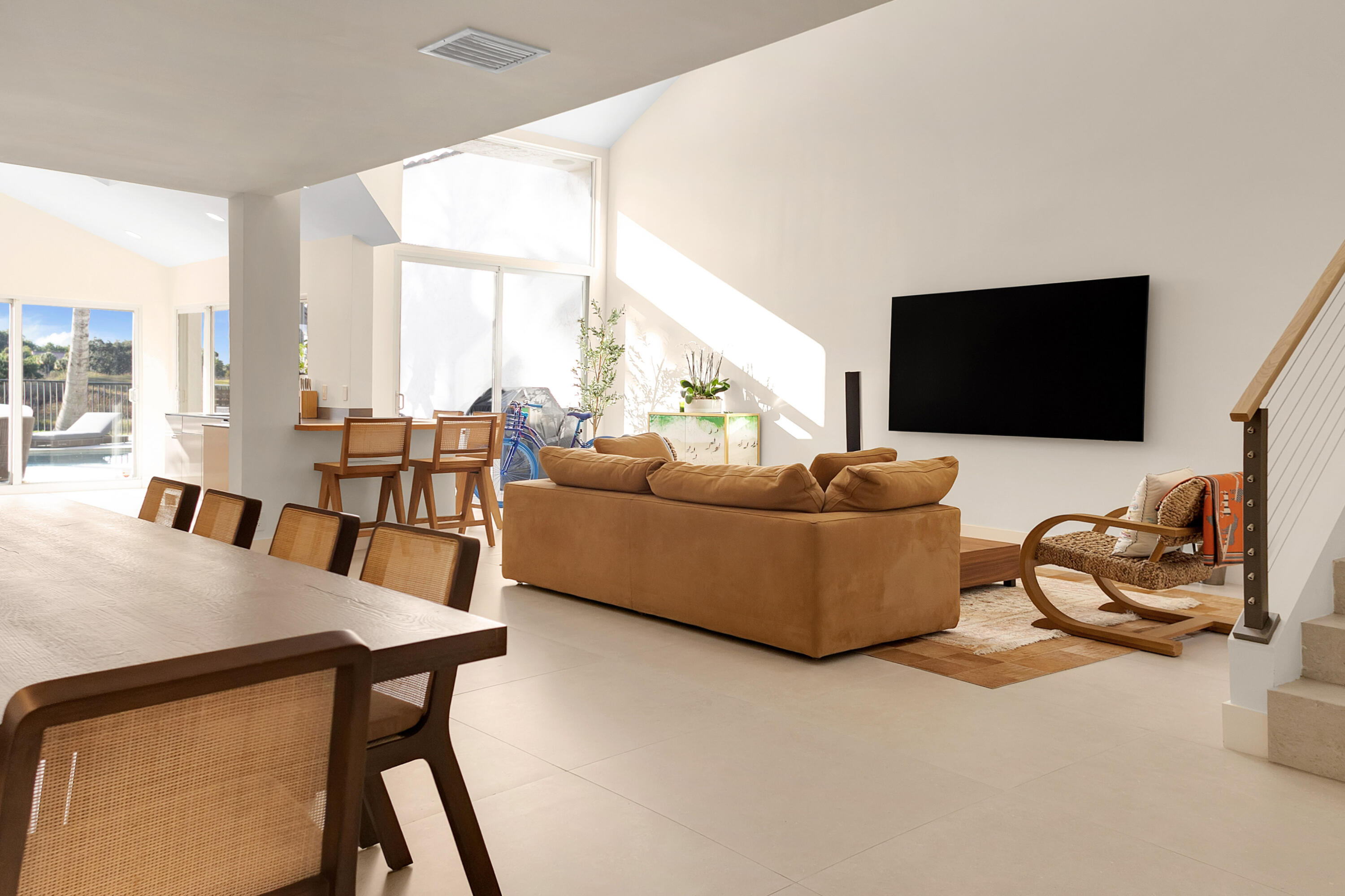 WINDSOR WAY 1 - Residential