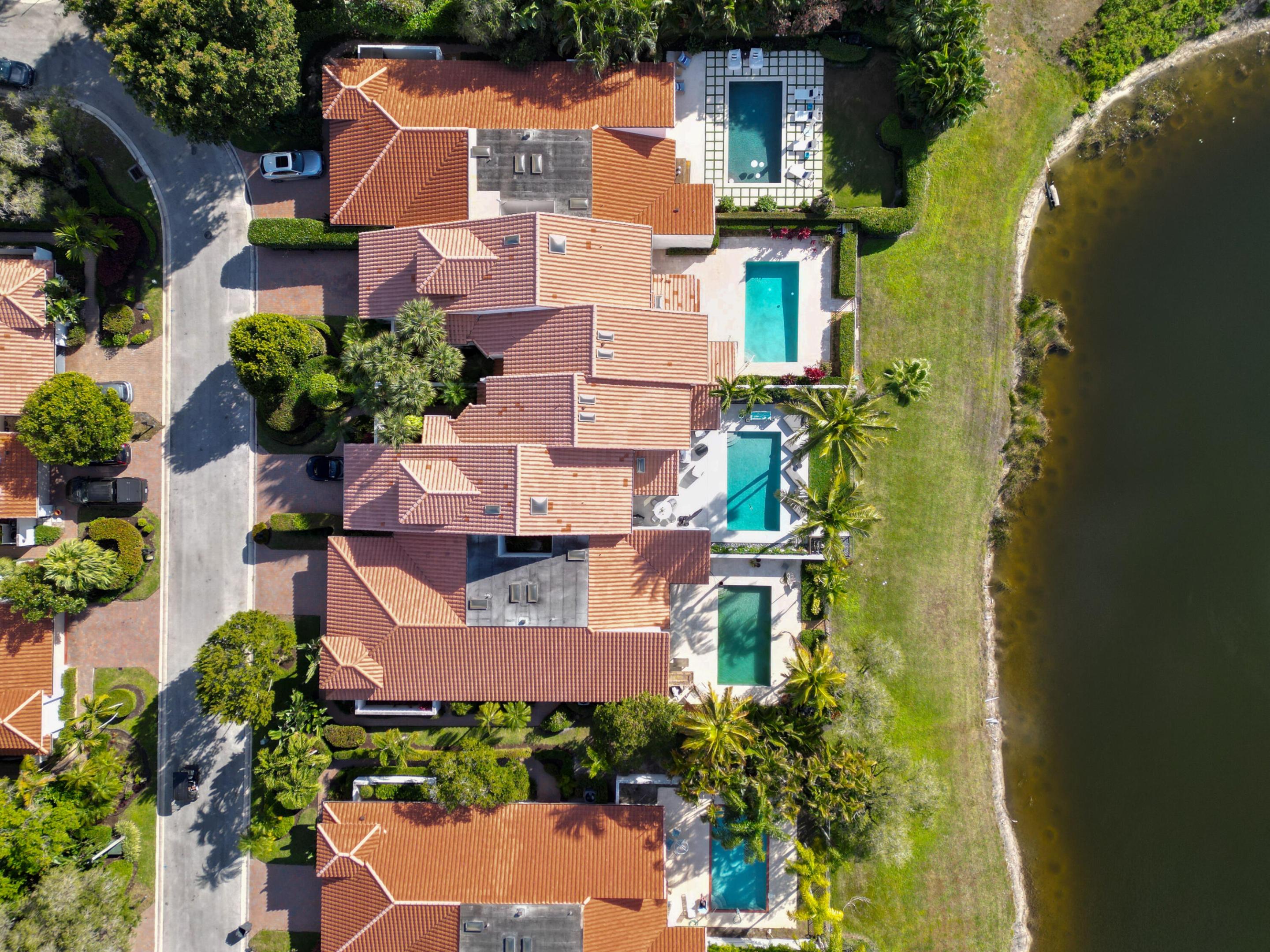 WINDSOR WAY 1 - Residential