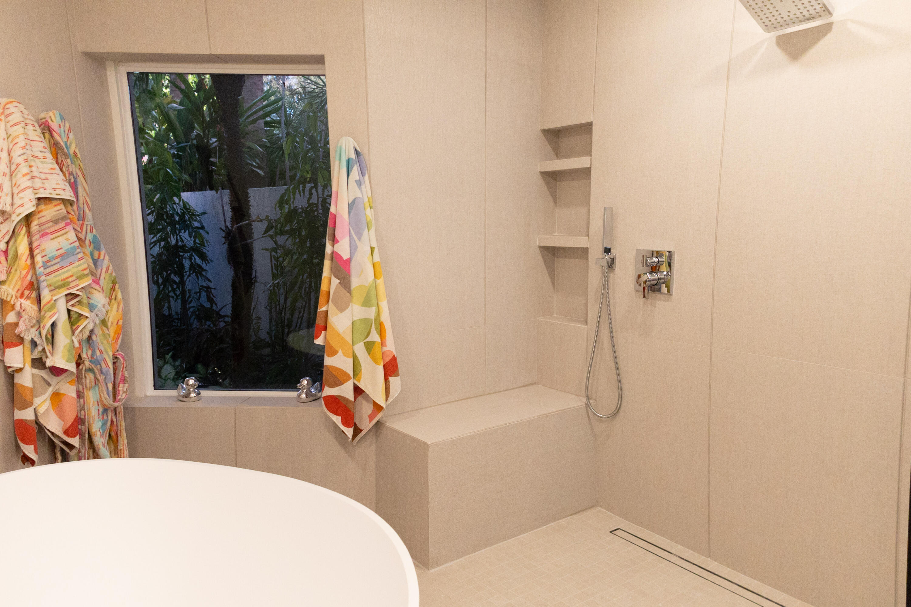 WINDSOR WAY 1 - Residential