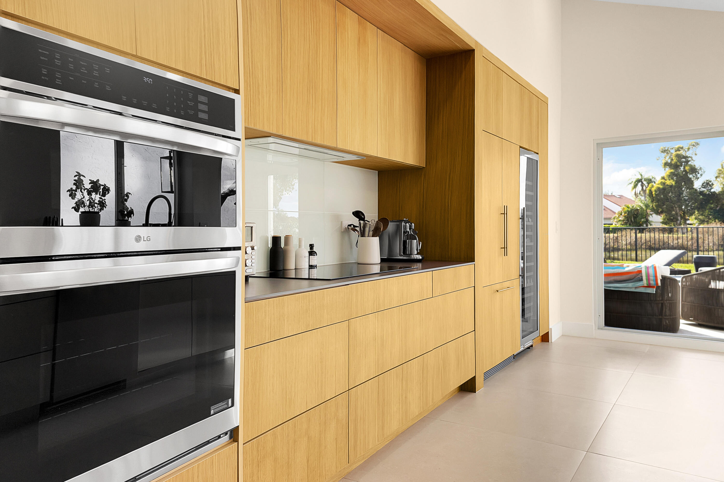 WINDSOR WAY 1 - Residential