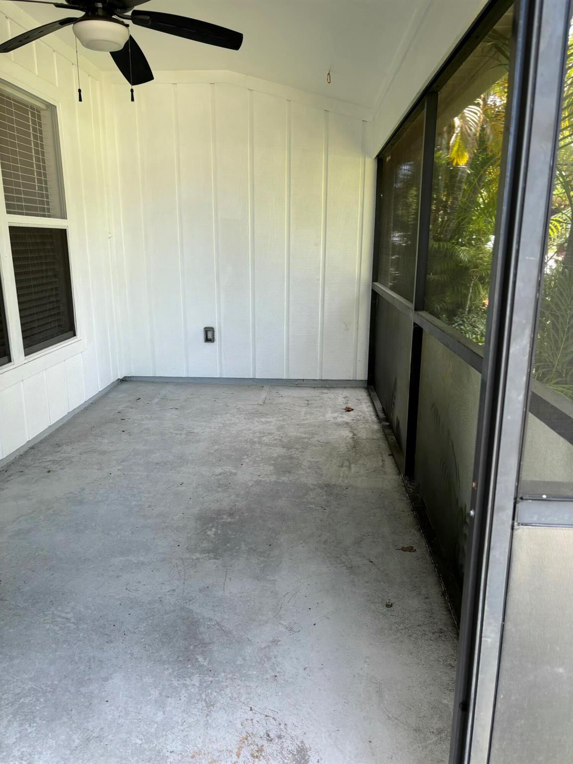 EASTRIDGE ESTATES - Residential Lease