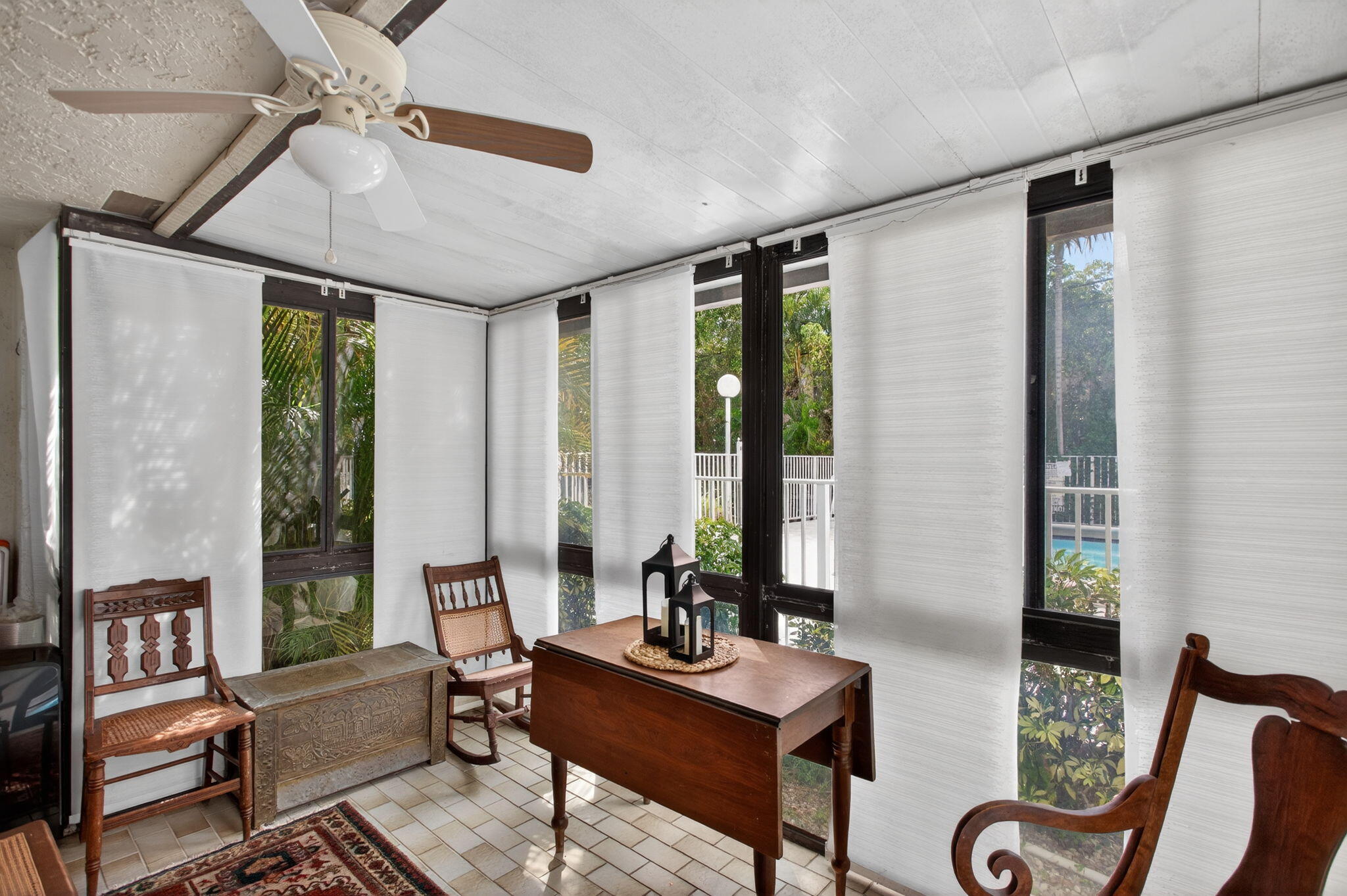 TOWNHOMES OF LIGHTHOUSE POINT - Residential