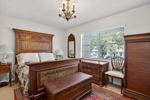 Tiny photo for 2122 NE 44th Street, Lighthouse Point, FL 33064 (MLS # R11166159)