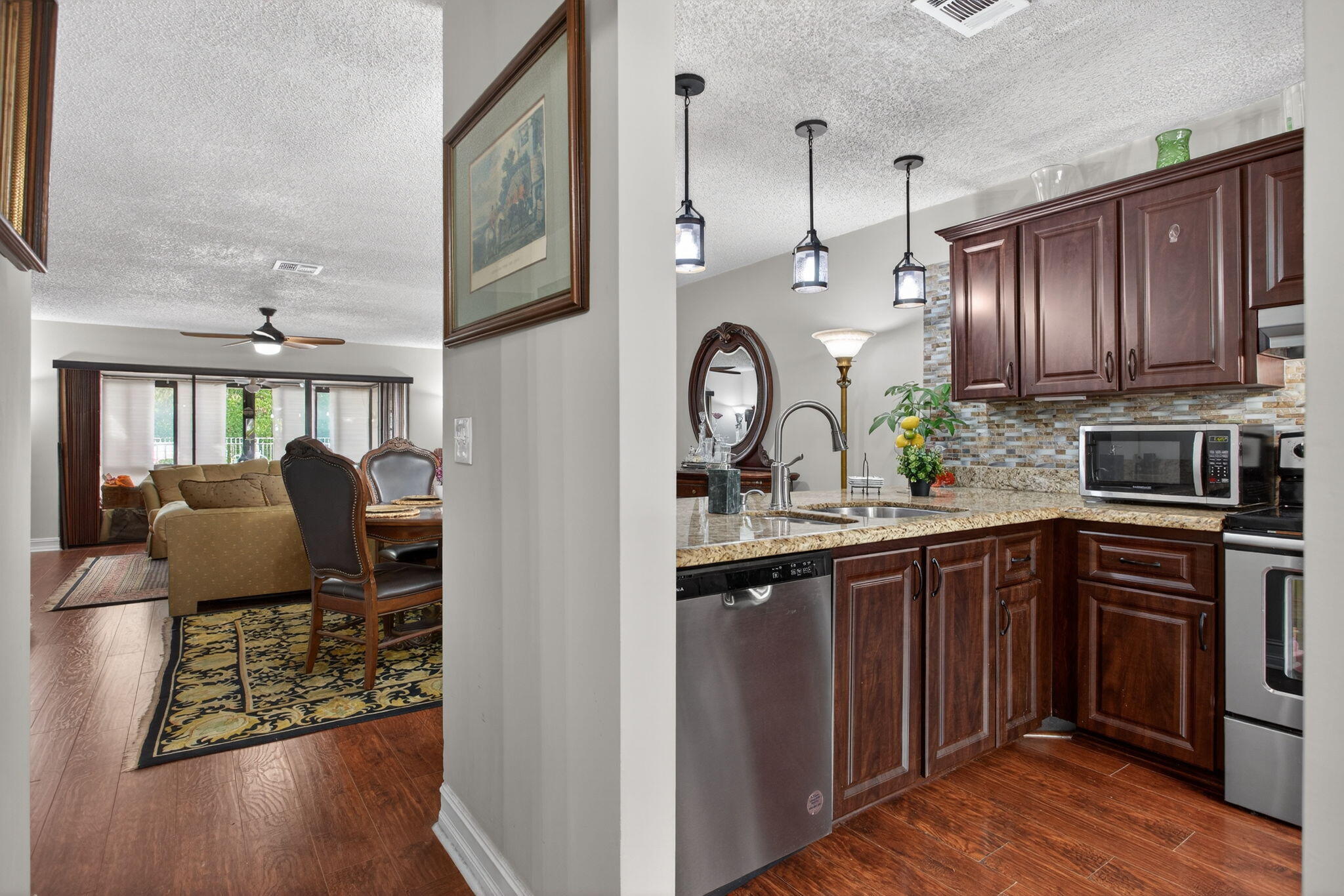 TOWNHOMES OF LIGHTHOUSE POINT - Residential