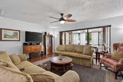 Tiny photo for 2122 NE 44th Street, Lighthouse Point, FL 33064 (MLS # R11166159)