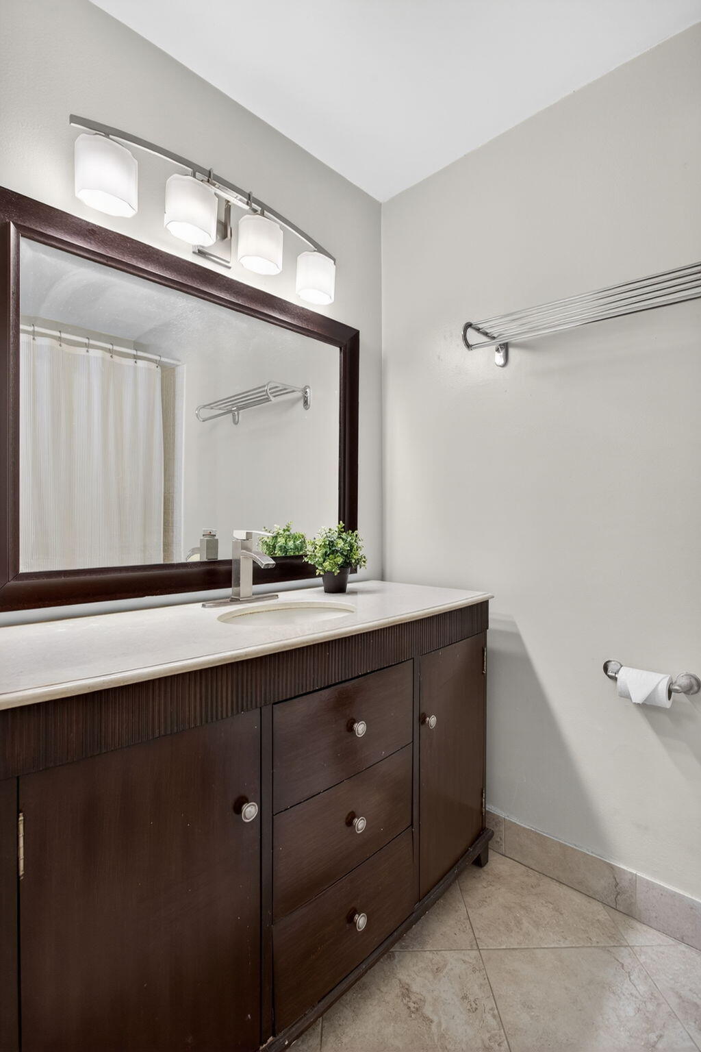 TOWNHOMES OF LIGHTHOUSE POINT - Residential