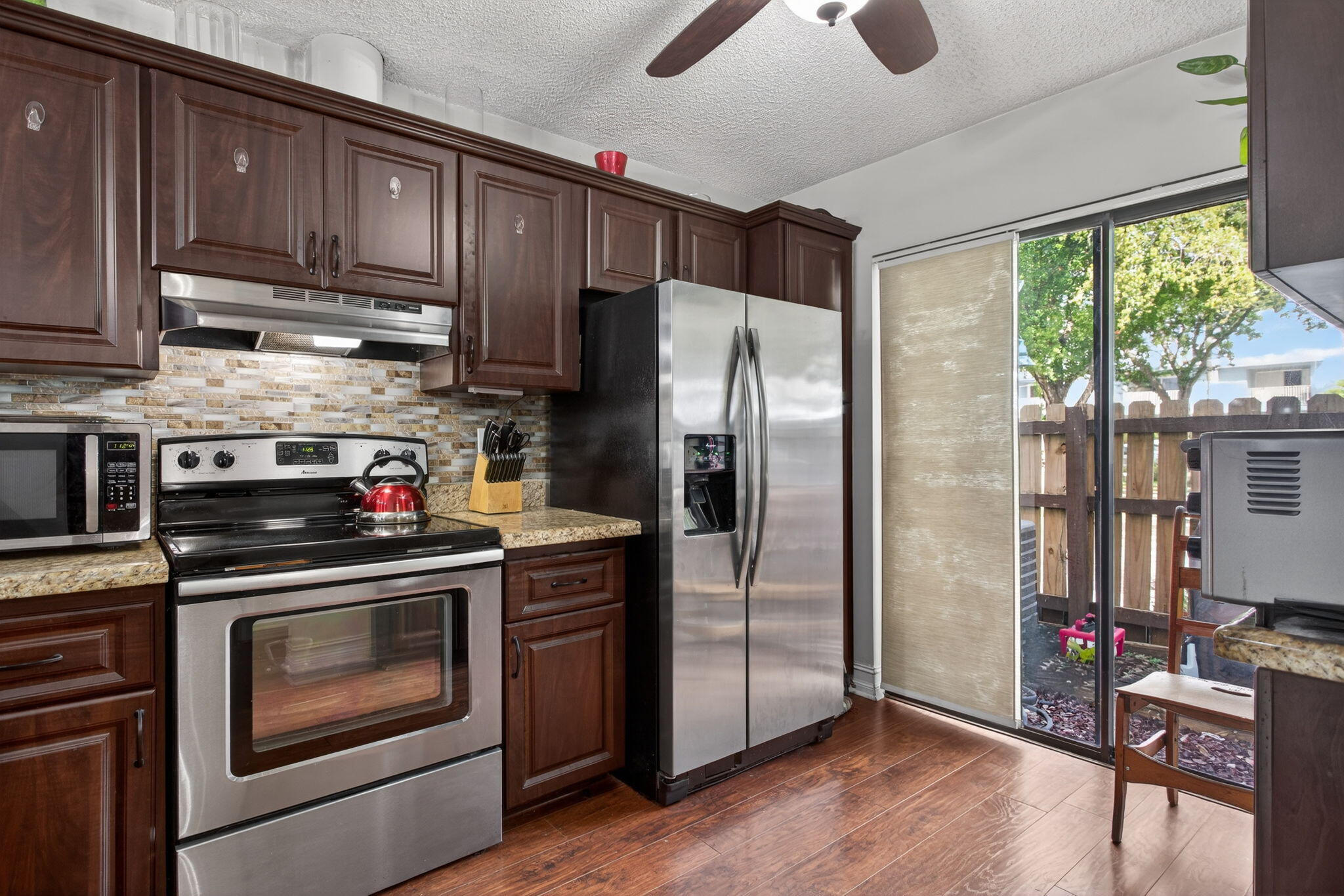 TOWNHOMES OF LIGHTHOUSE POINT - Residential