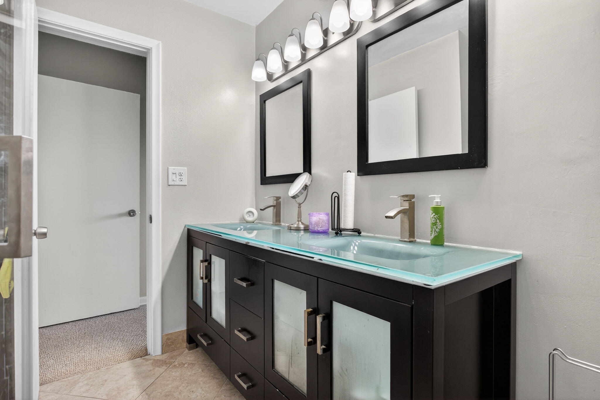 TOWNHOMES OF LIGHTHOUSE POINT - Residential