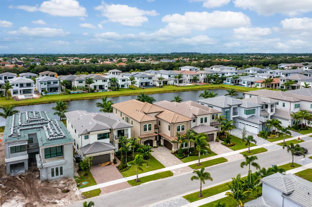 BOCA BRIDGES - Residential