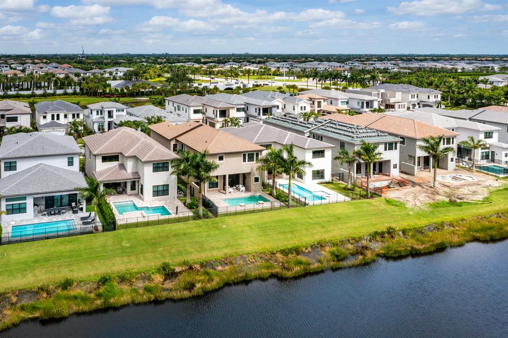 BOCA BRIDGES - Residential