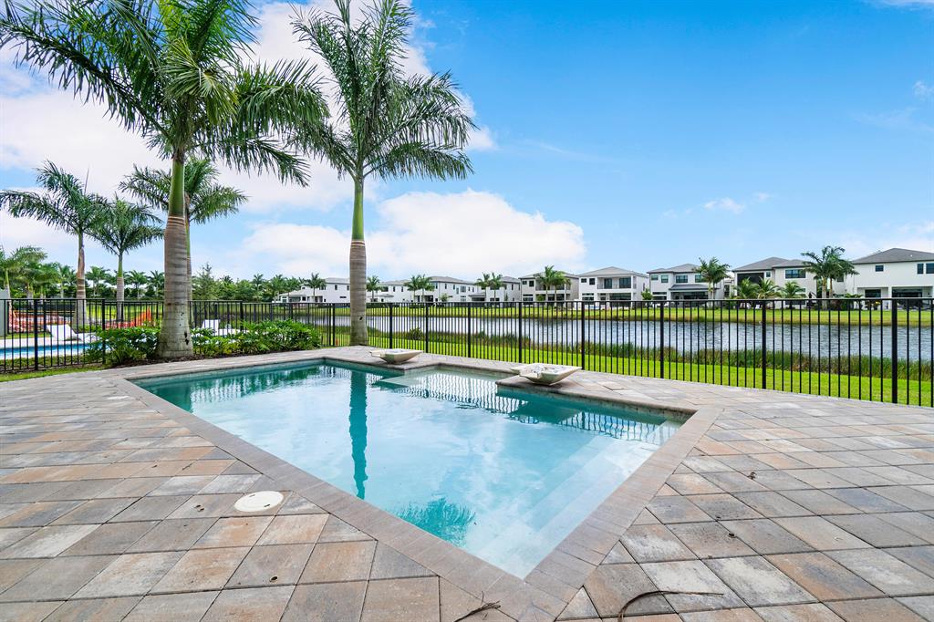BOCA BRIDGES - Residential
