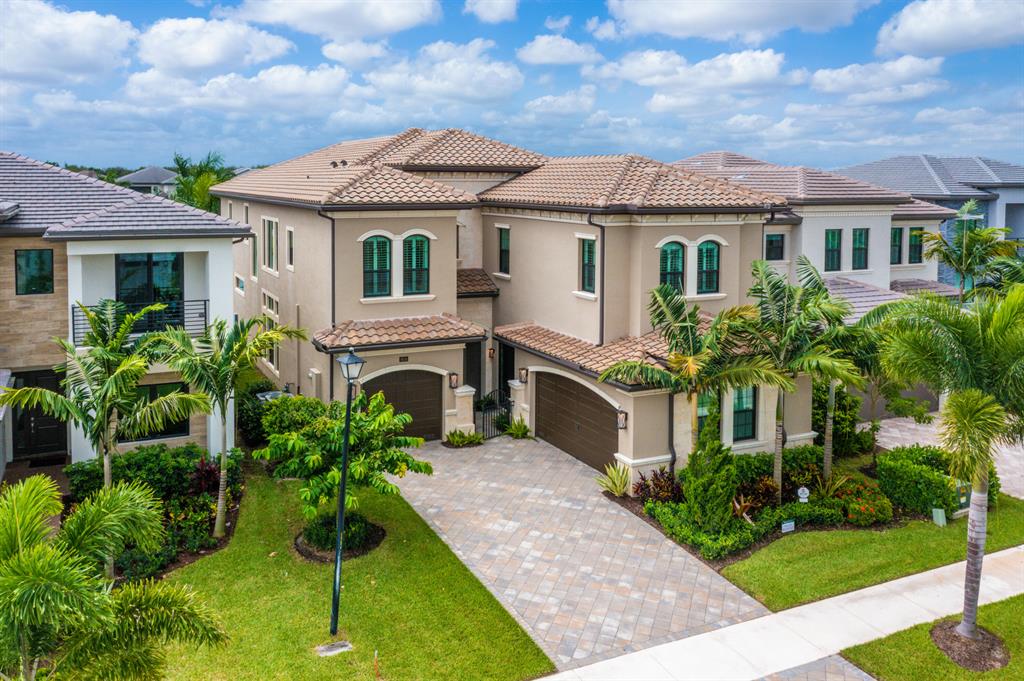 BOCA BRIDGES - Residential