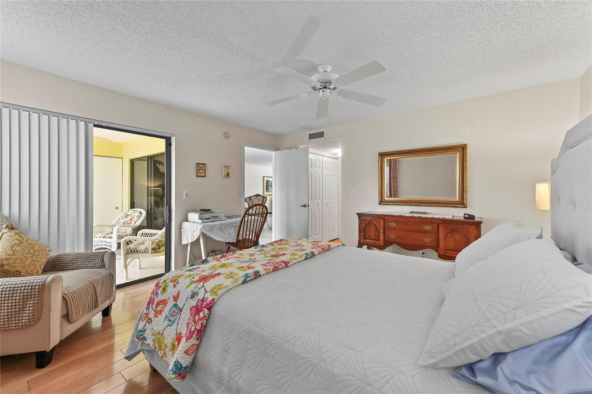 Sun Valley East Condo - Residential