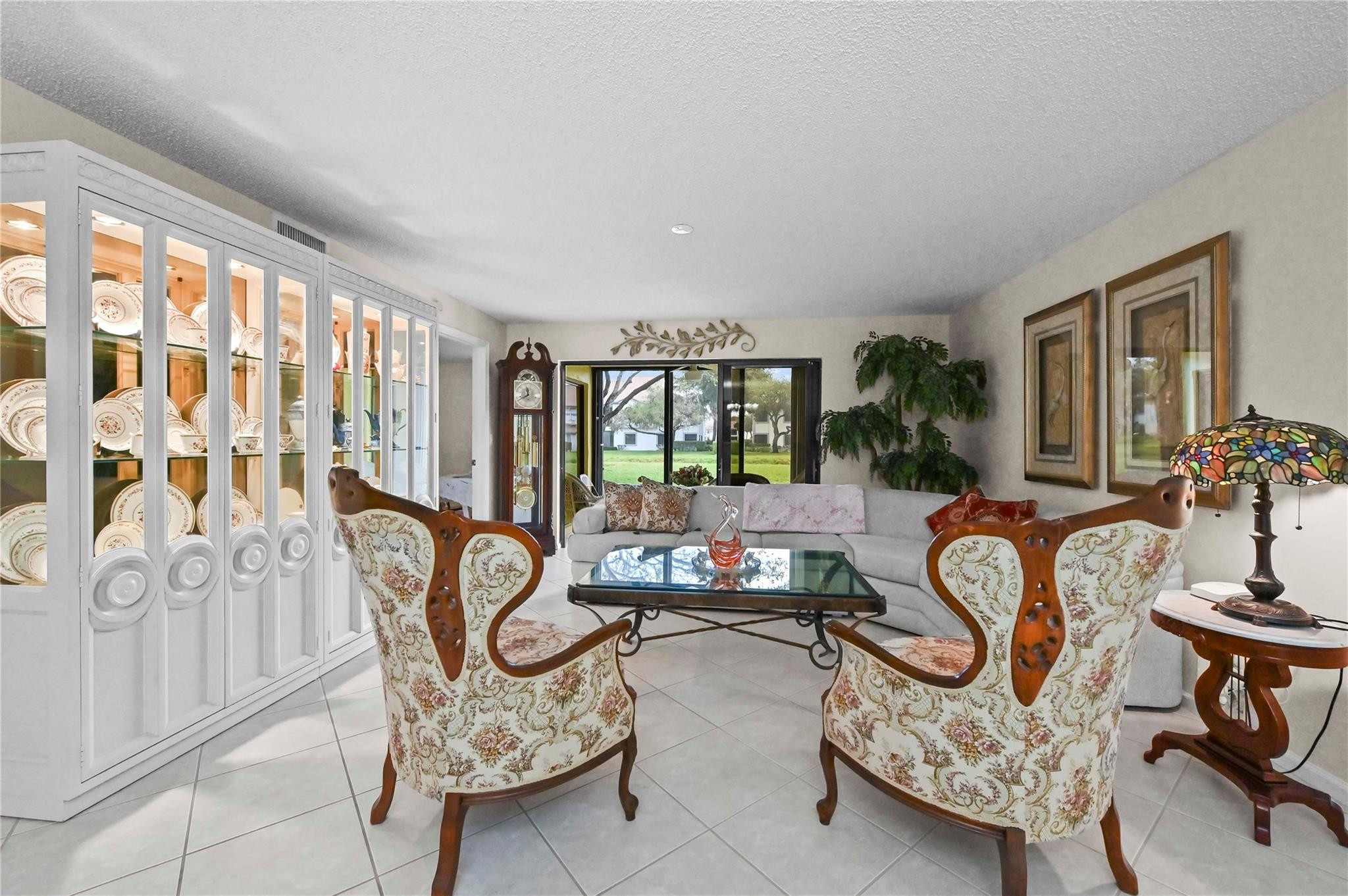 Sun Valley East Condo - Residential