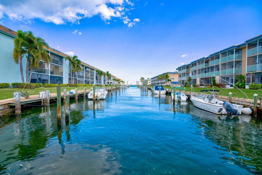 Photo of 236 Castlewood Drive #307, North Palm Beach, FL 33408 (MLS # R10957727)