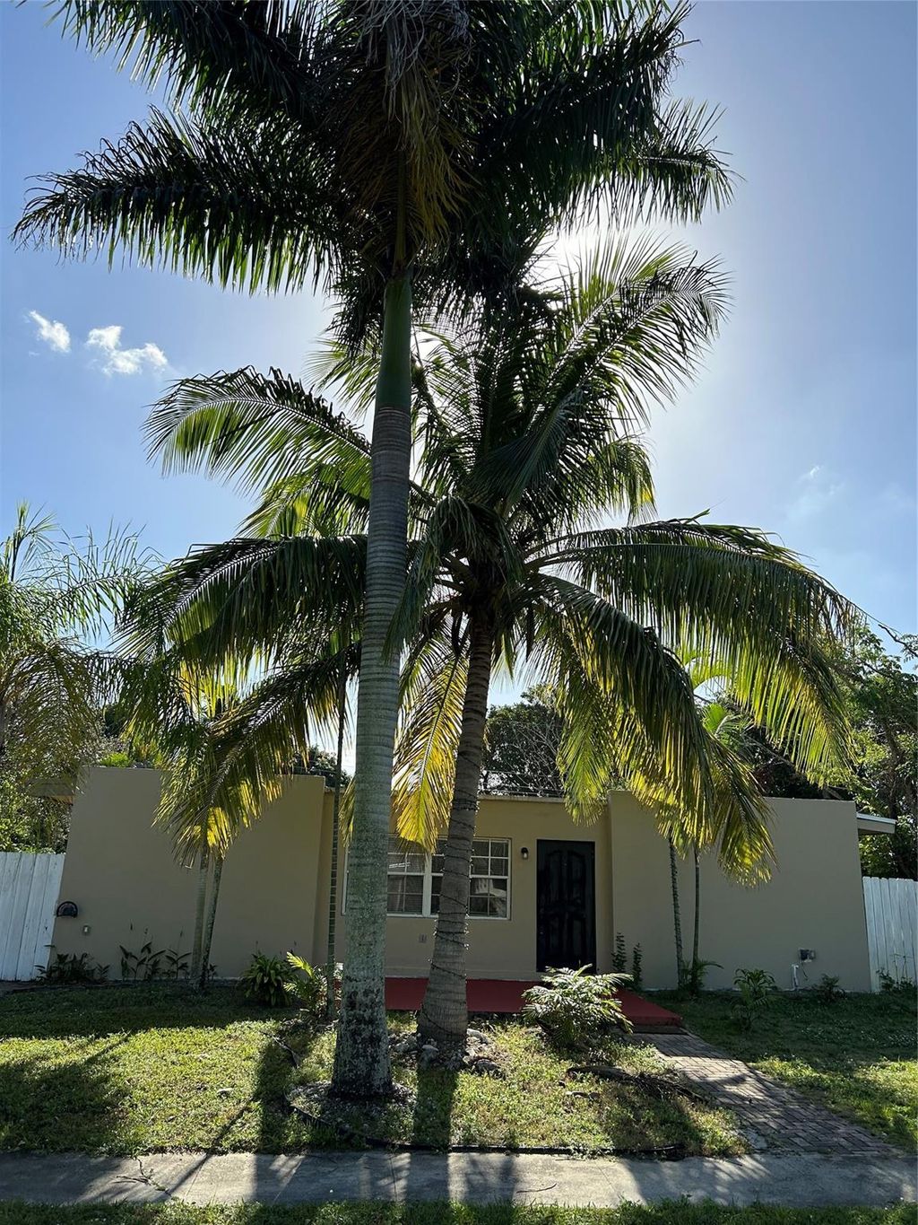 Photo of 3866 Pensacola Drive, Lake Worth, FL 33462 (MLS # F10411391)