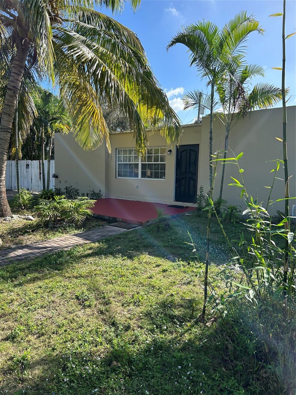 Photo of 3866 Pensacola Drive, Lake Worth, FL 33462 (MLS # F10411391)