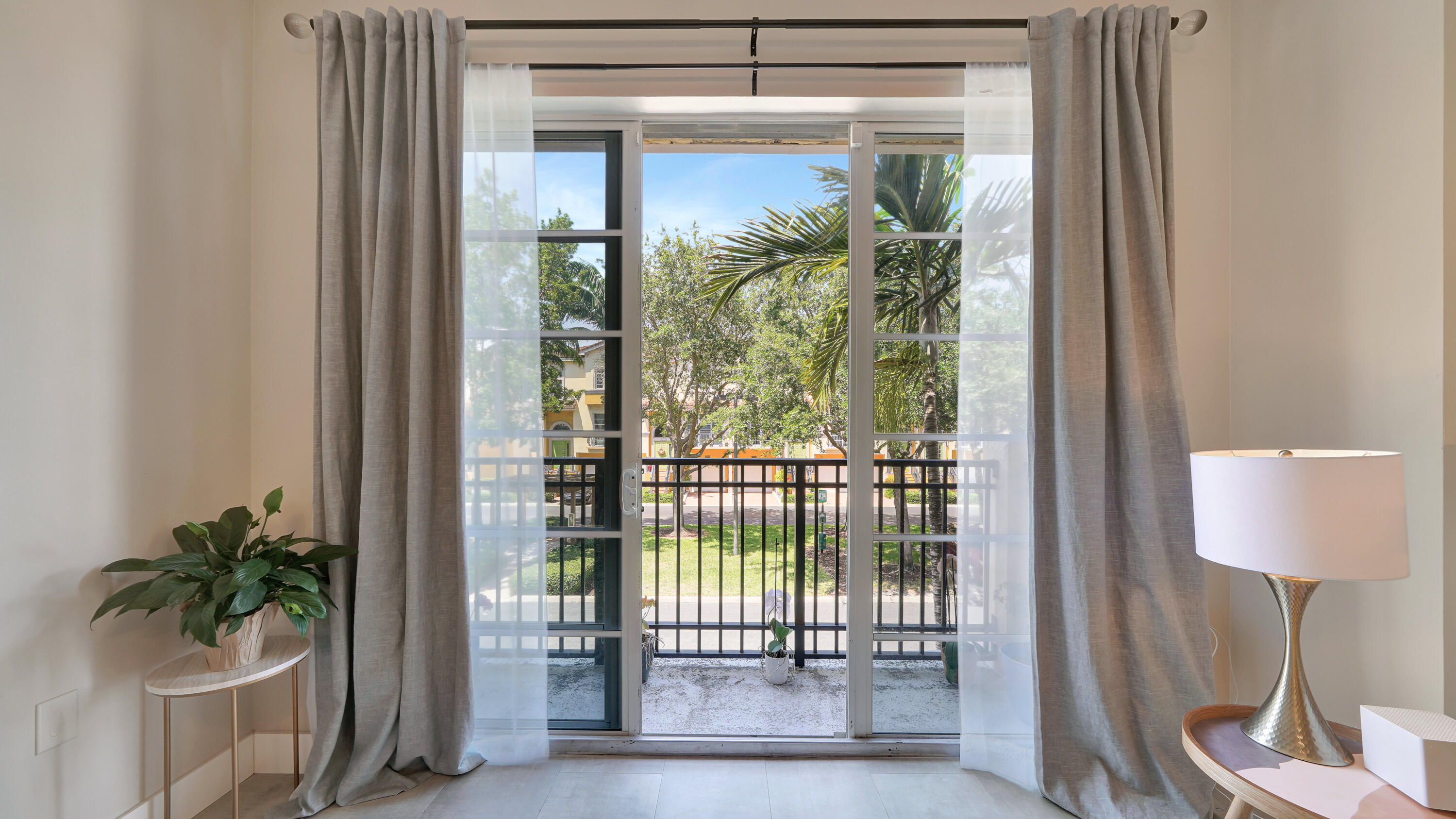 SOIGNE PLAT - Residential