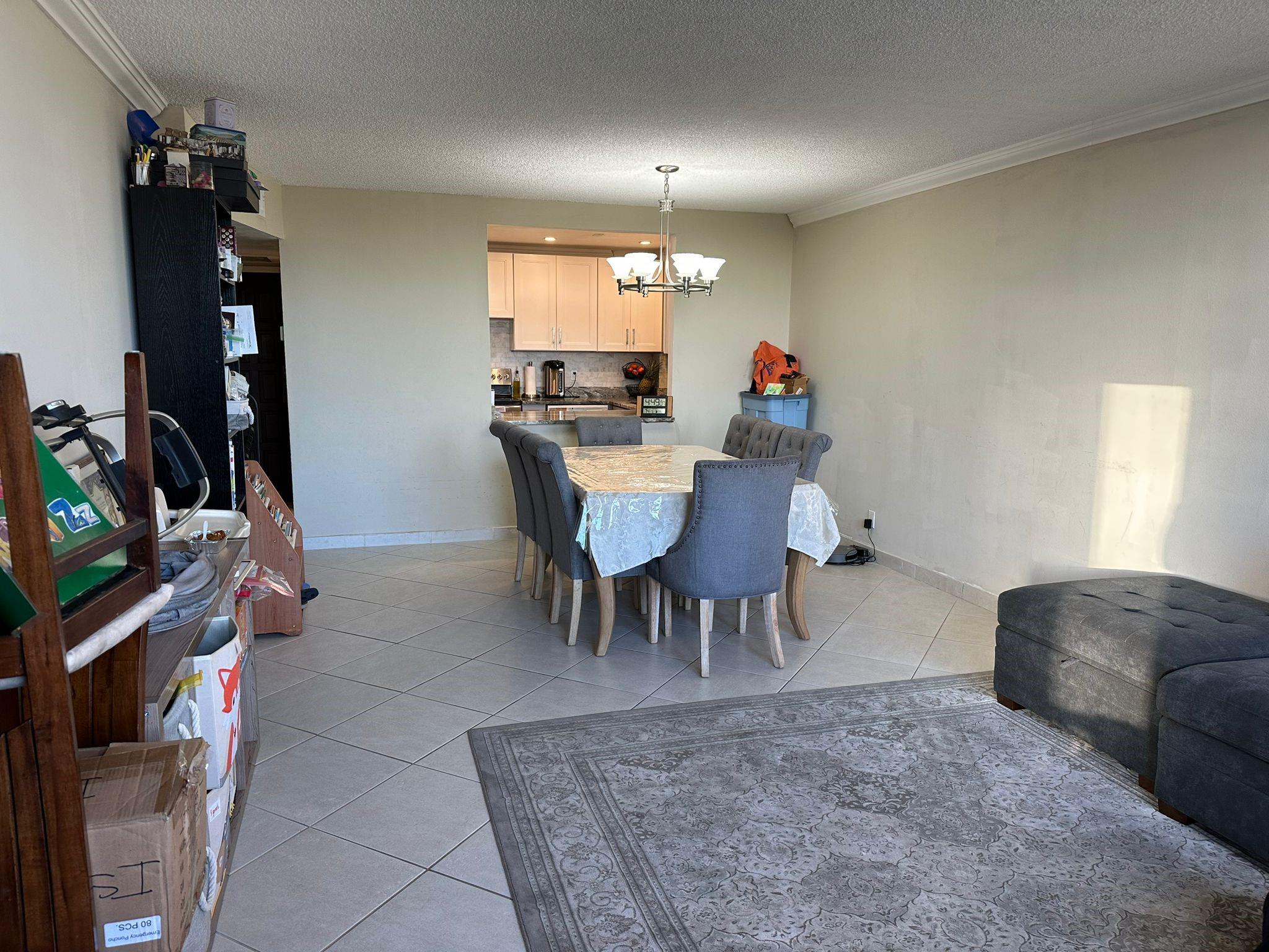 EMERALD HILLS C C APTS CO - Residential