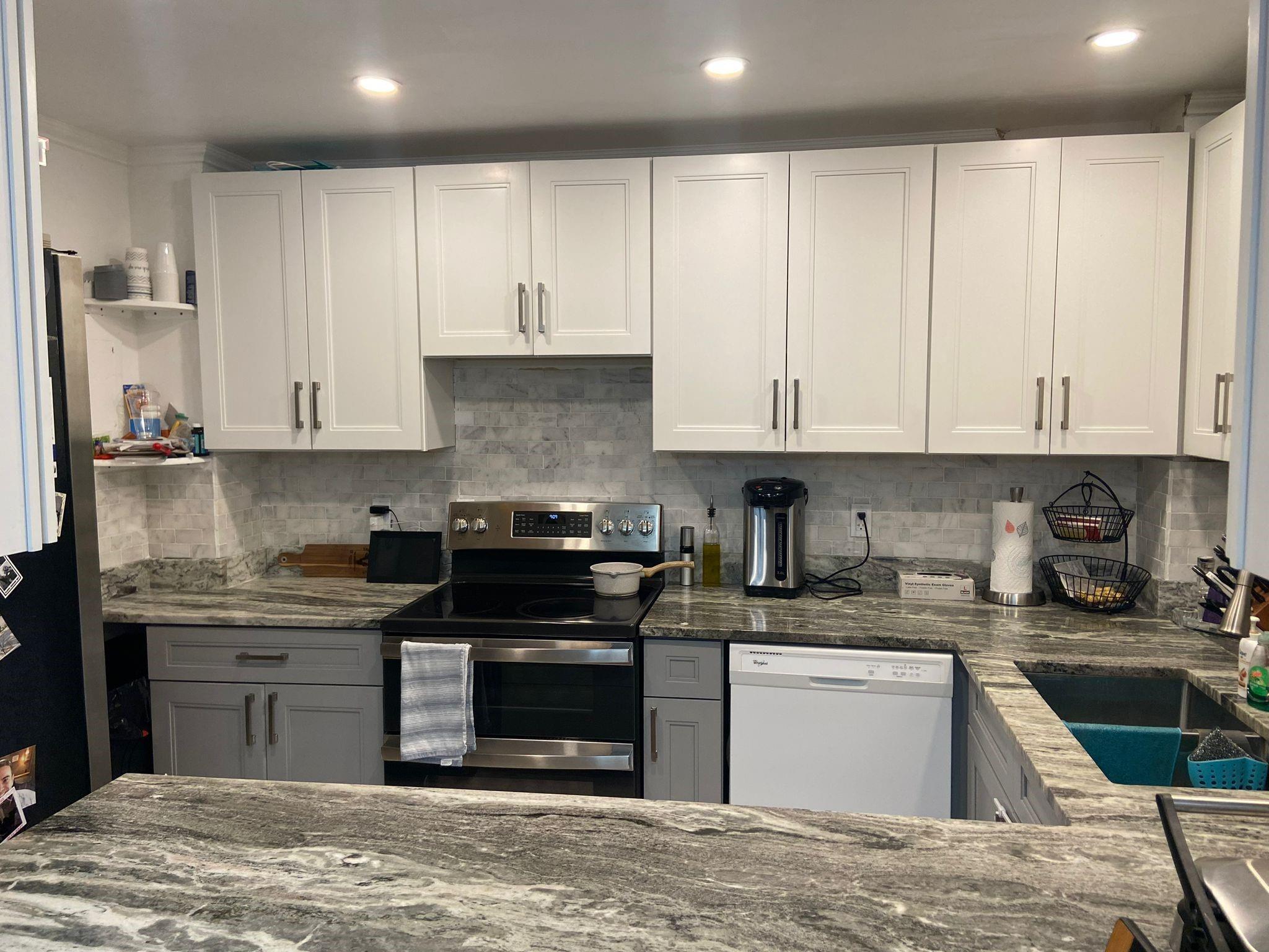 EMERALD HILLS C C APTS CO - Residential