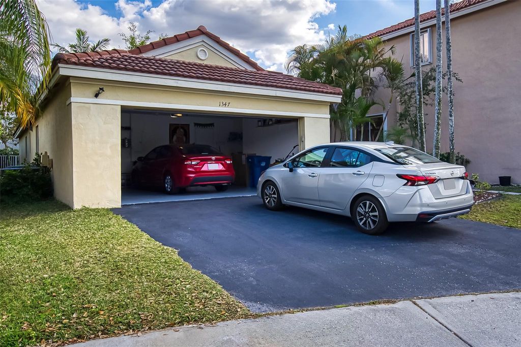 Photo of 1347 Plumosa Way, Weston, FL 33327 (MLS # F10551735)