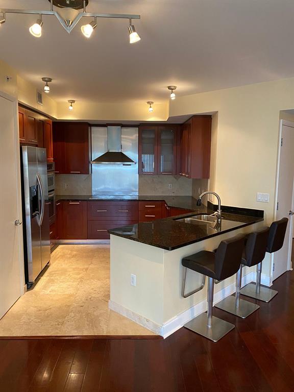 FOUNTAINS - Residential Lease