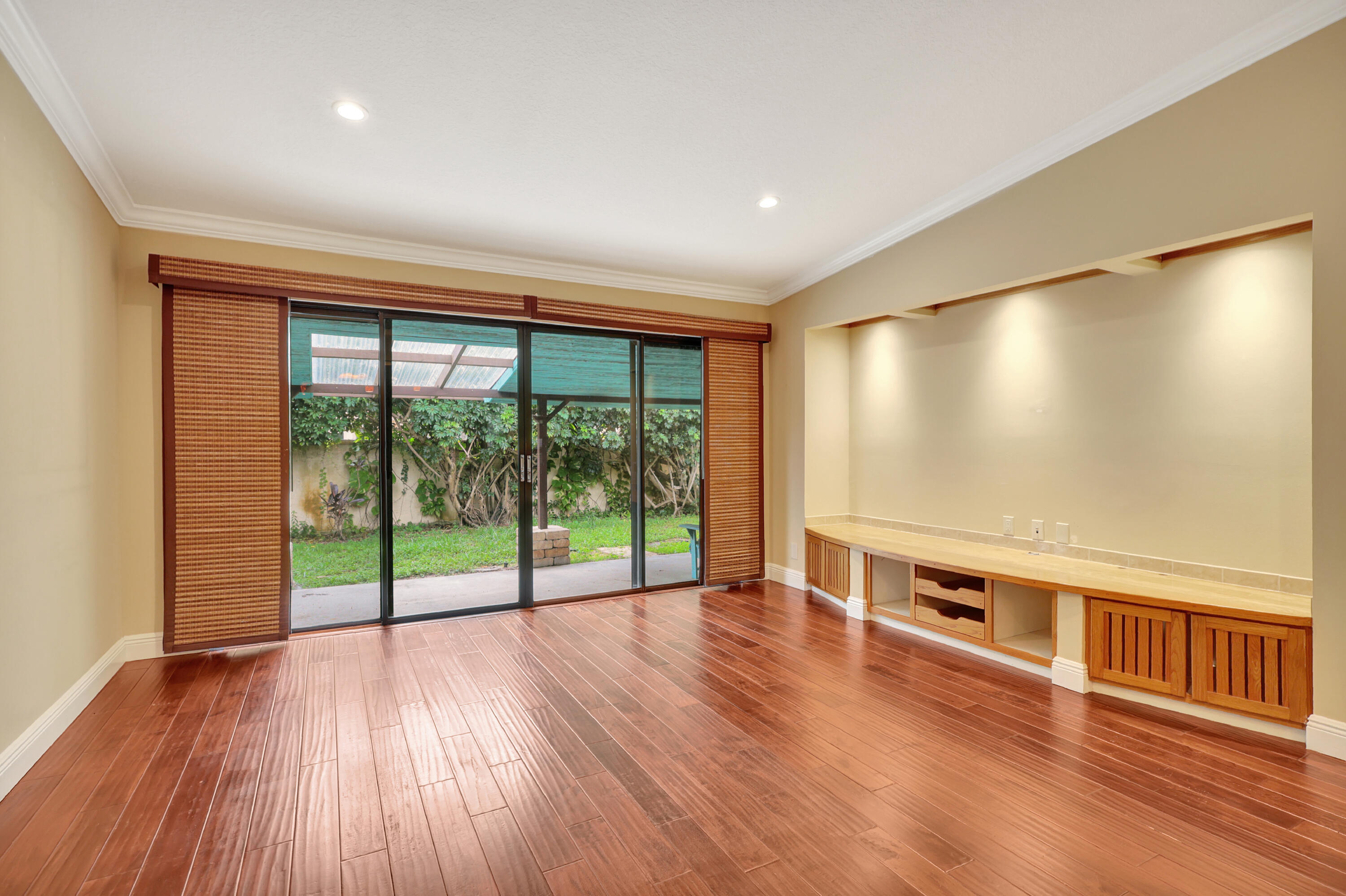 RAINWOOD EAST REPLAT - Residential