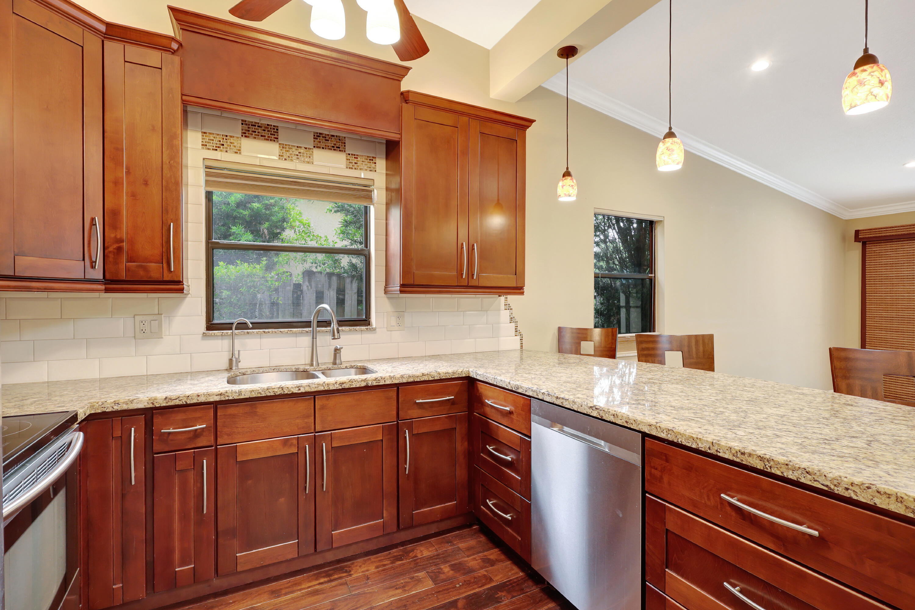 RAINWOOD EAST REPLAT - Residential