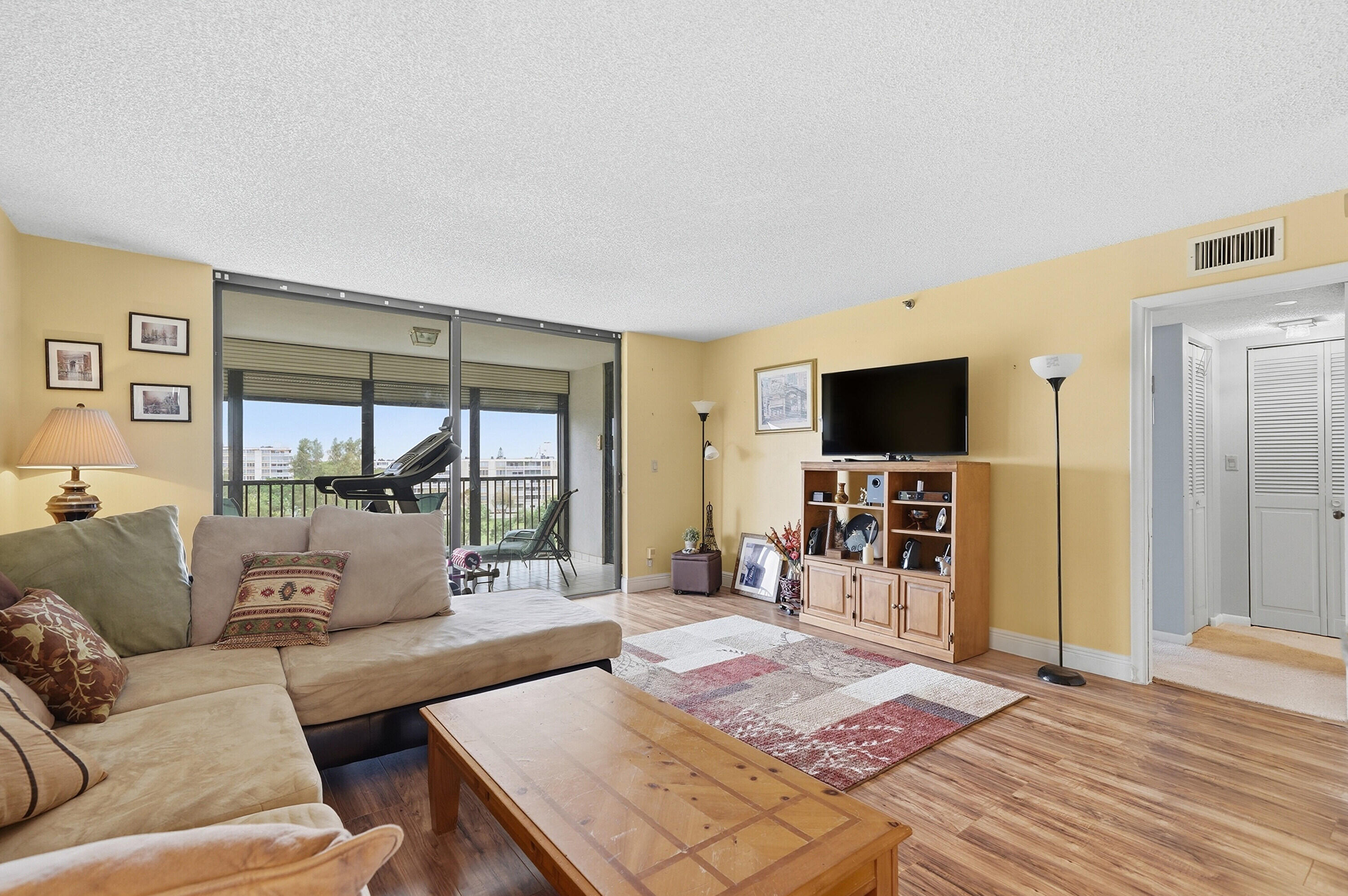 HORIZONS OF INVERRARY CONDO - Residential