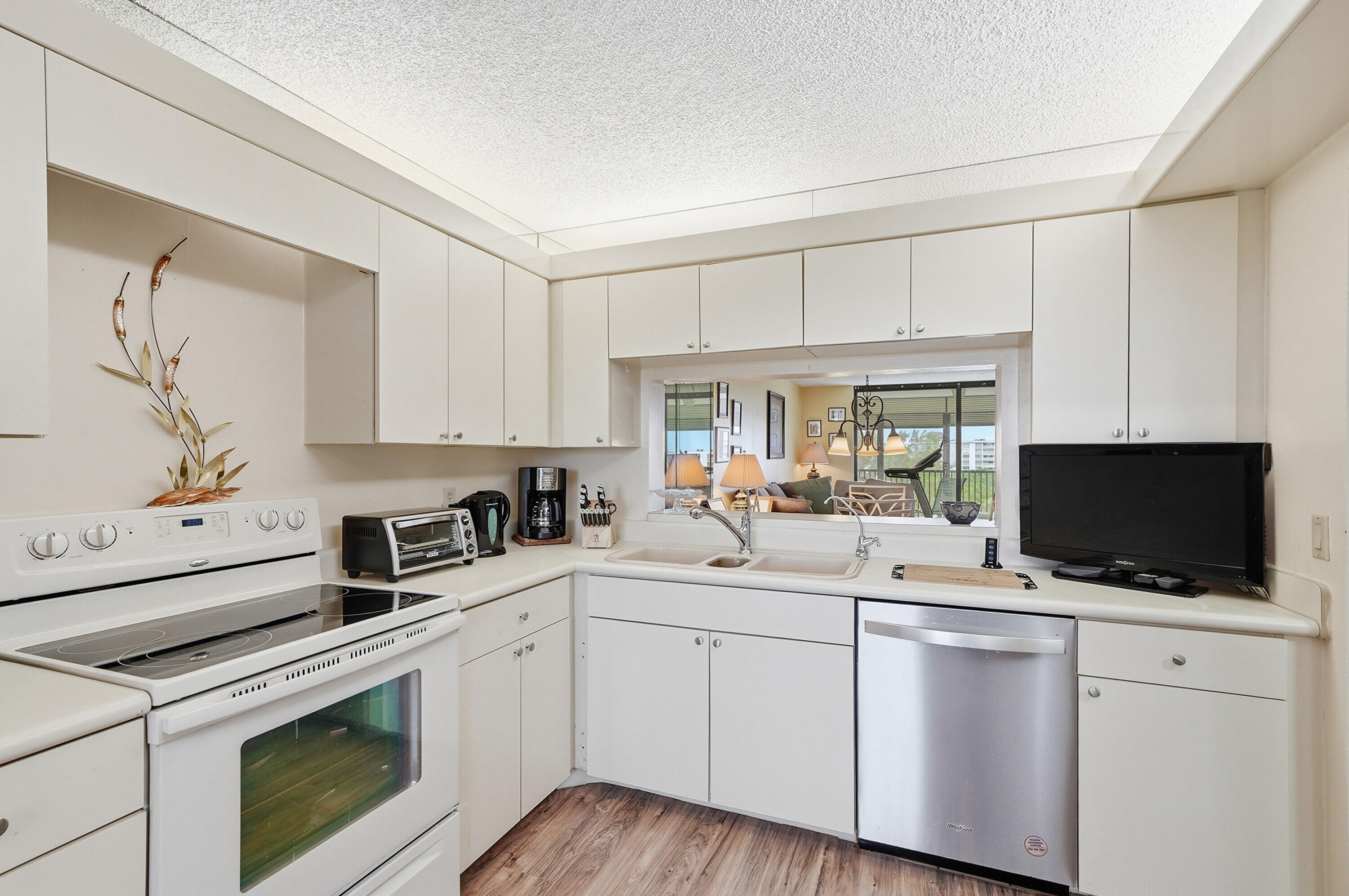 HORIZONS OF INVERRARY CONDO - Residential