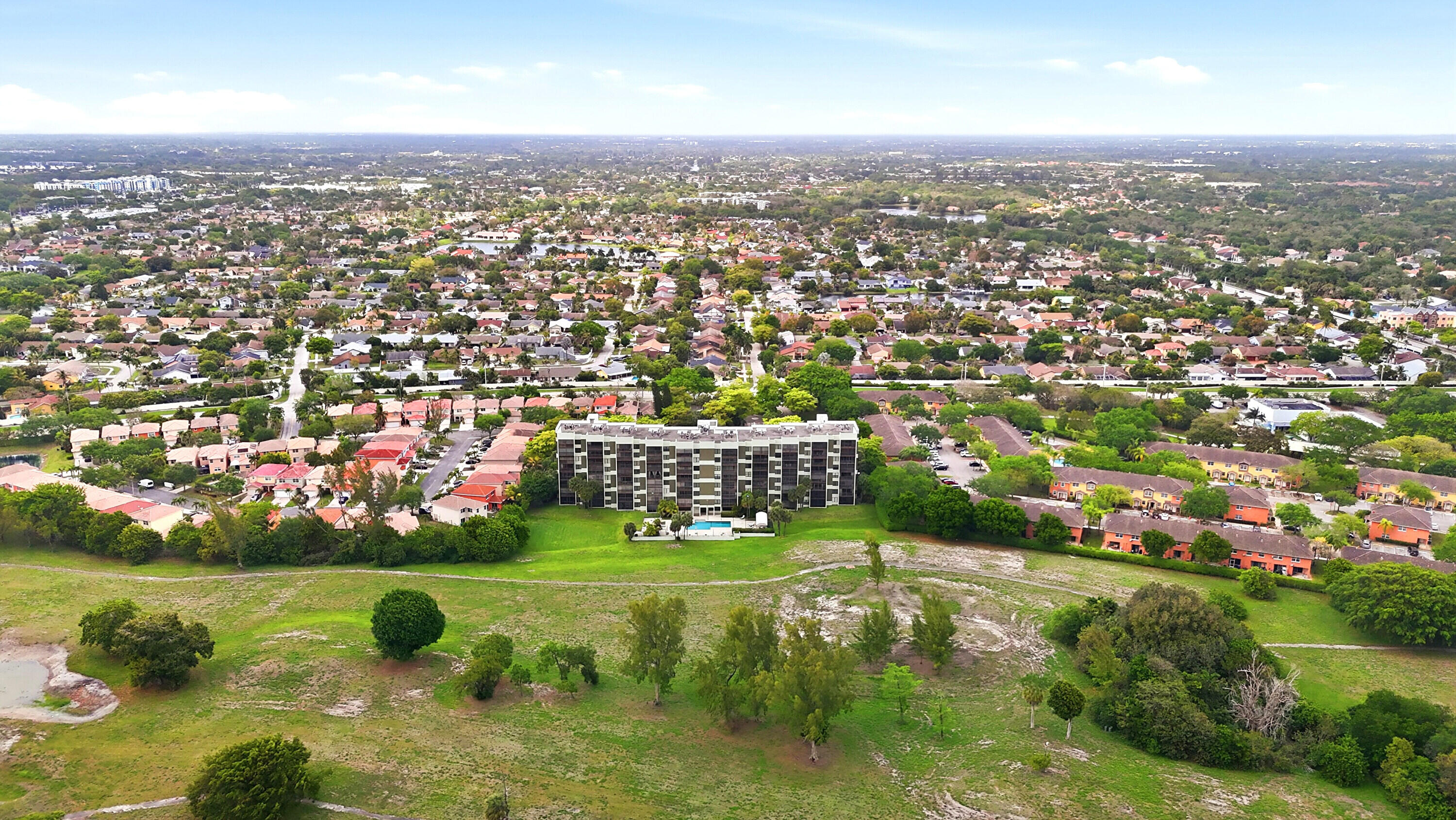 HORIZONS OF INVERRARY CONDO - Residential