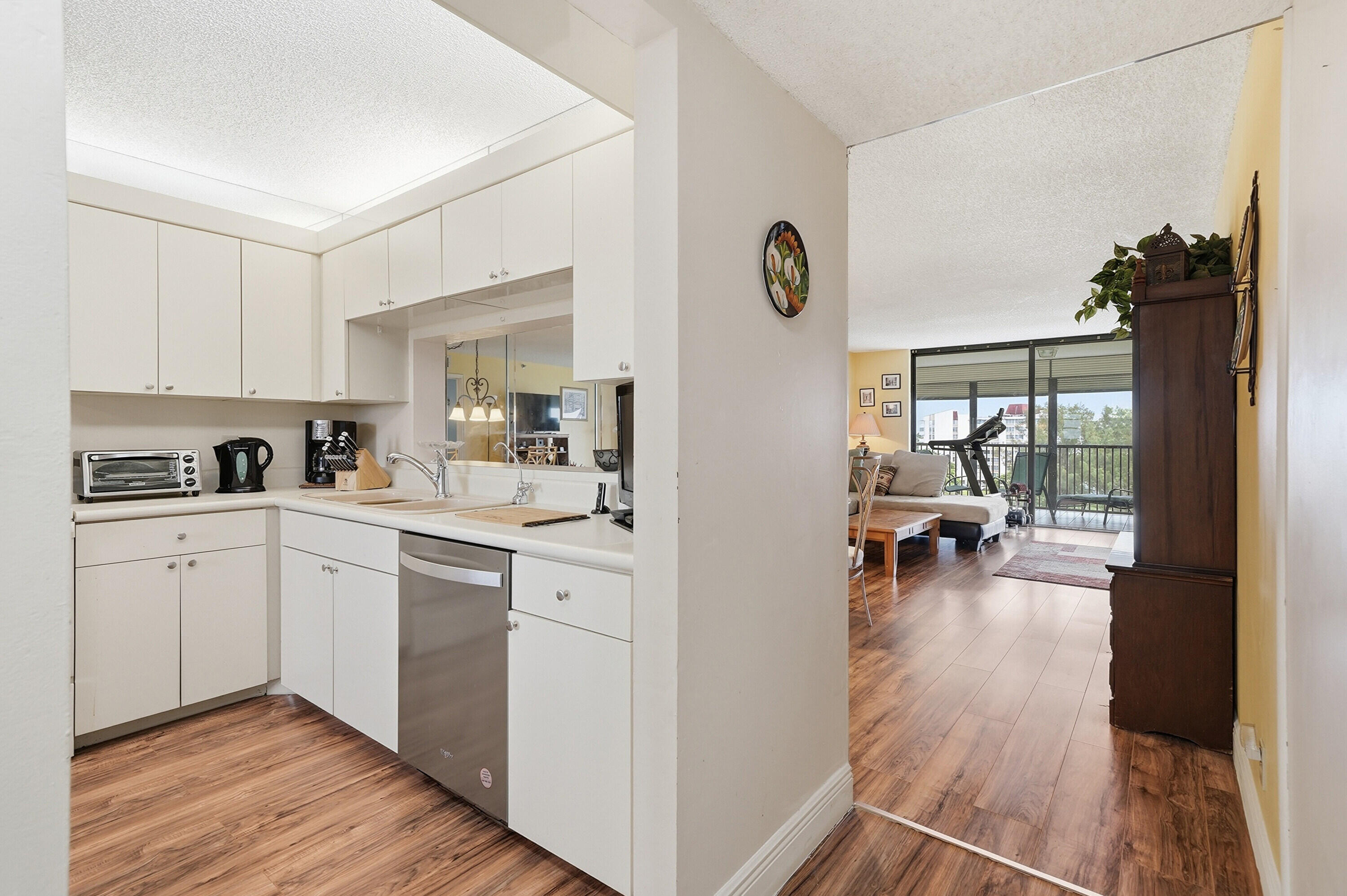 HORIZONS OF INVERRARY CONDO - Residential