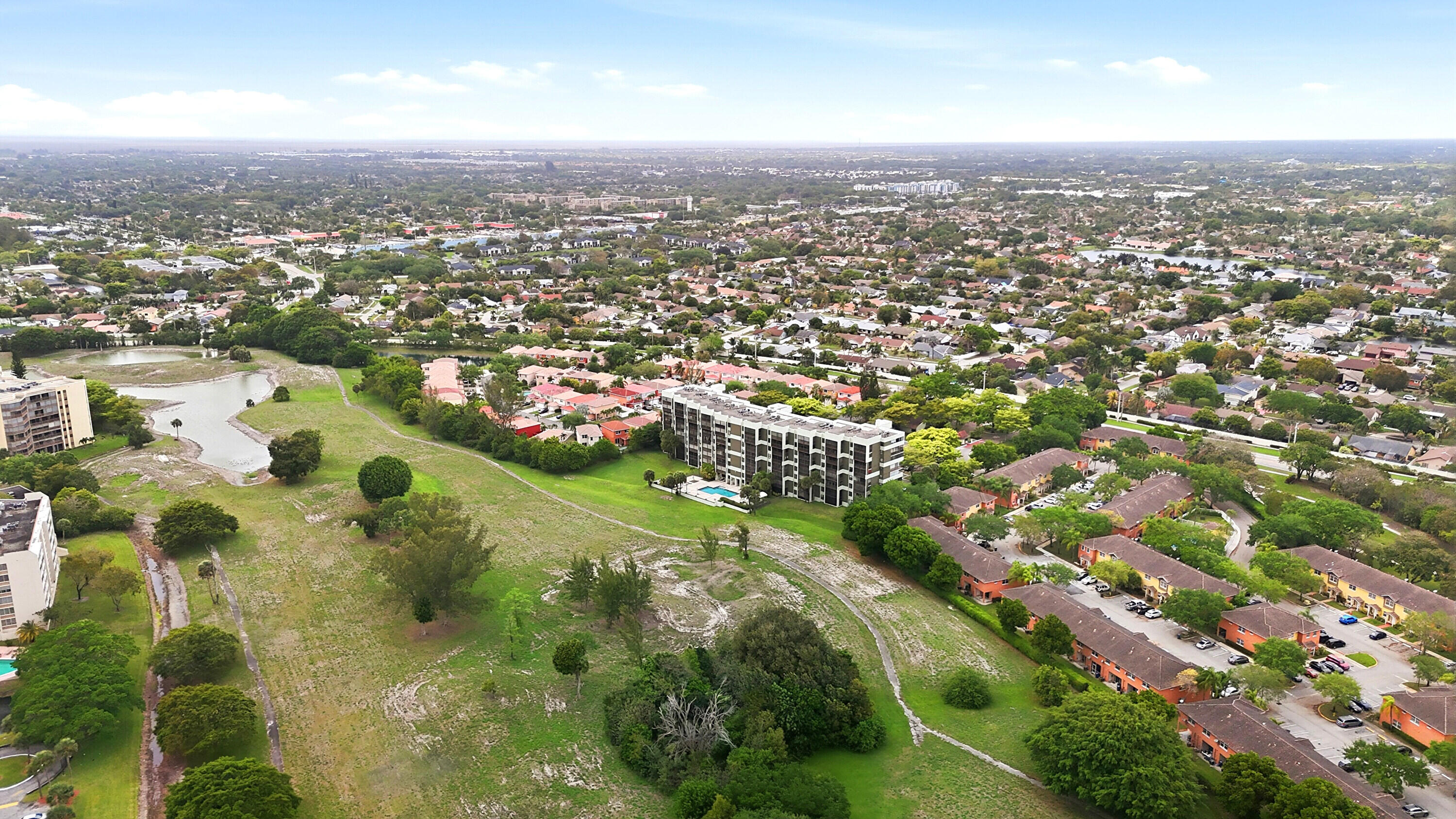 HORIZONS OF INVERRARY CONDO - Residential