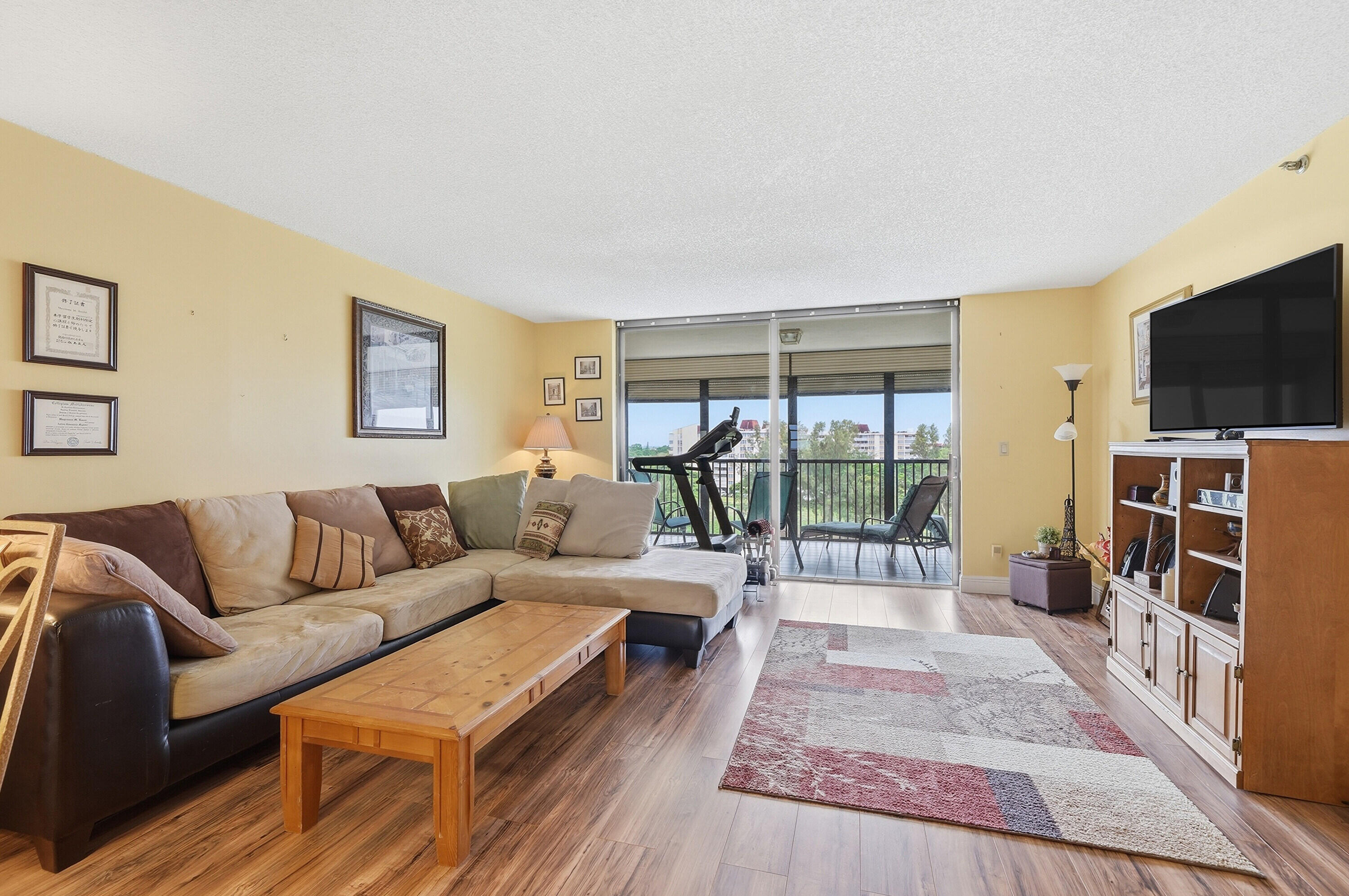 HORIZONS OF INVERRARY CONDO - Residential