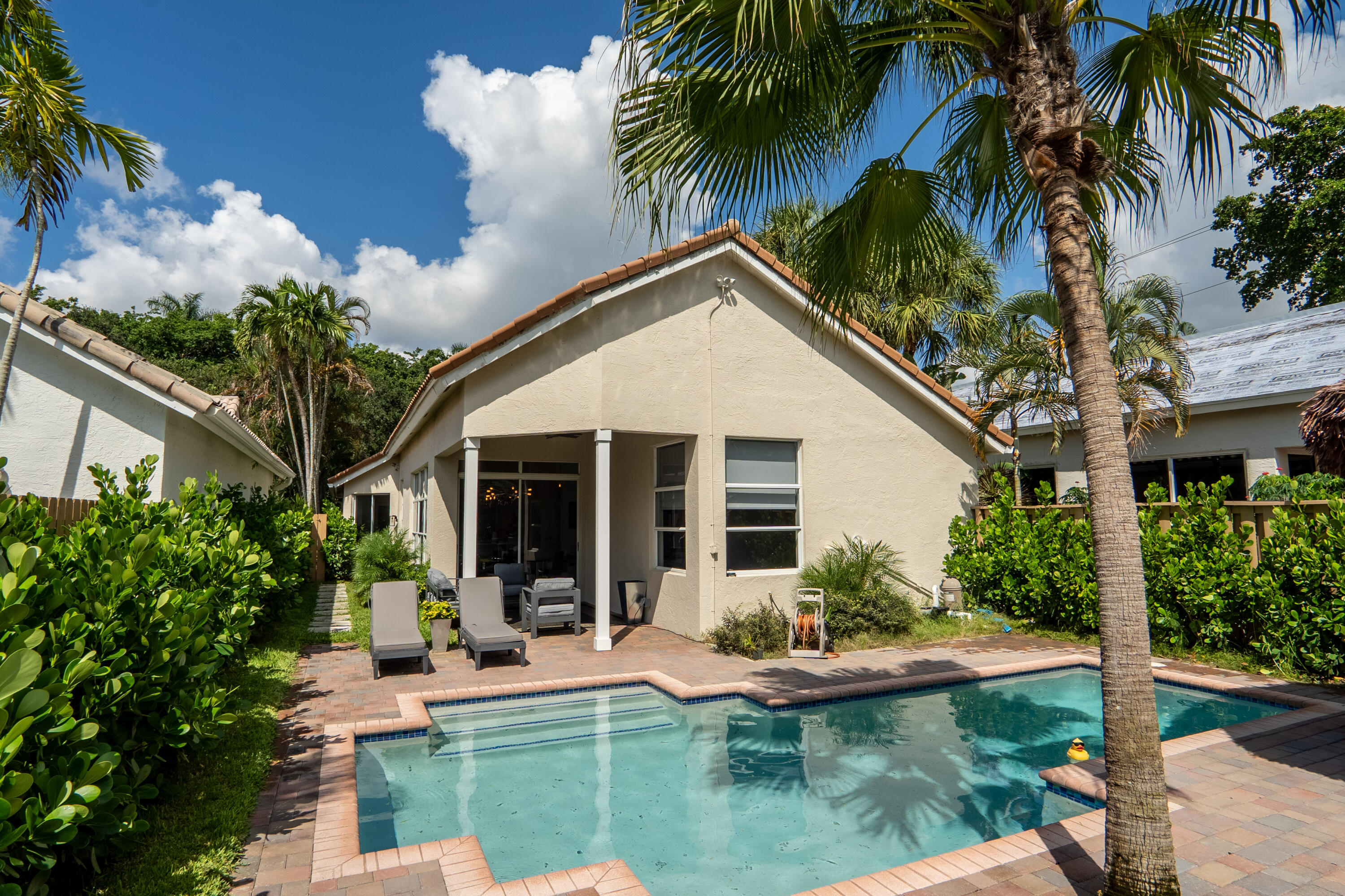 BANYANS OF ARVIDA COUNTRY CLUB - Residential Lease