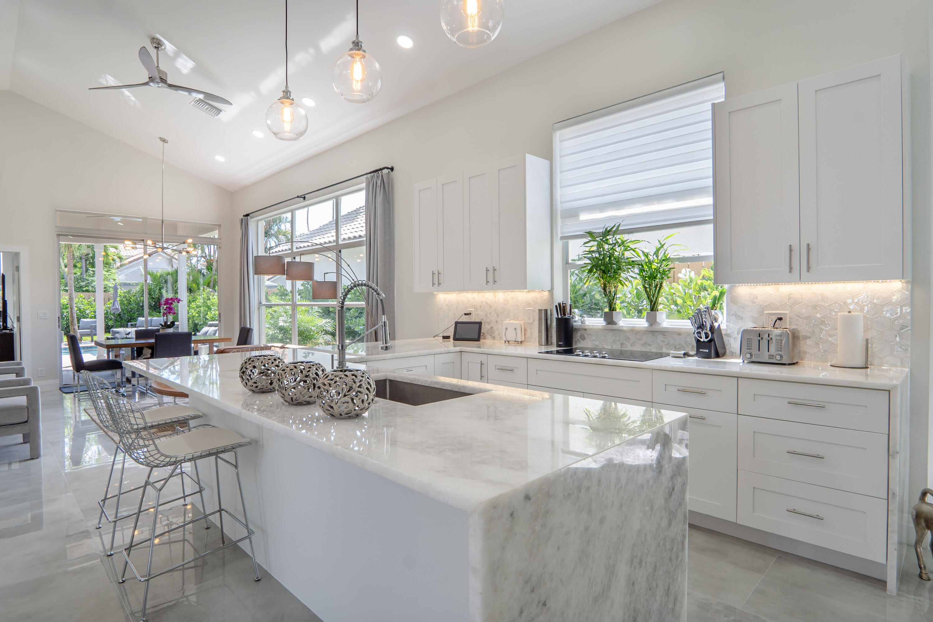 BANYANS OF ARVIDA COUNTRY CLUB - Residential Lease