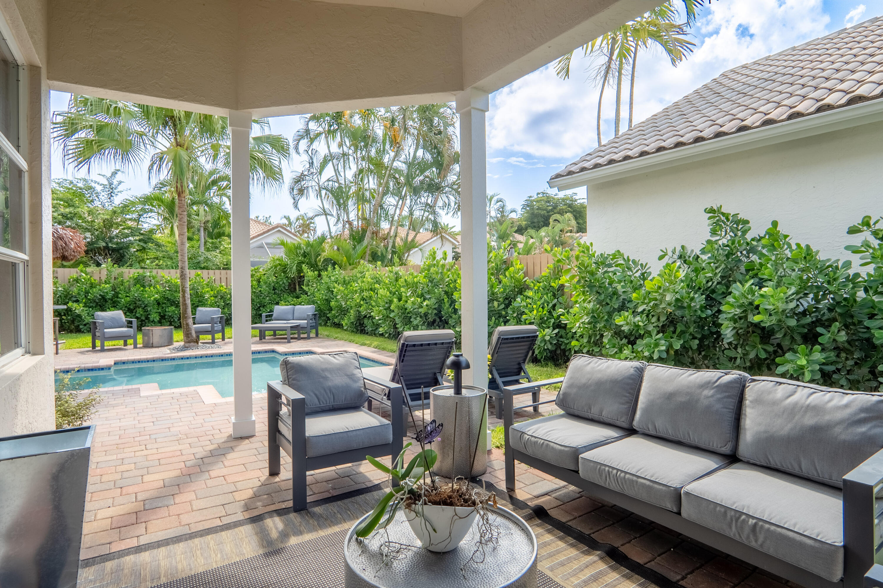 BANYANS OF ARVIDA COUNTRY CLUB - Residential Lease
