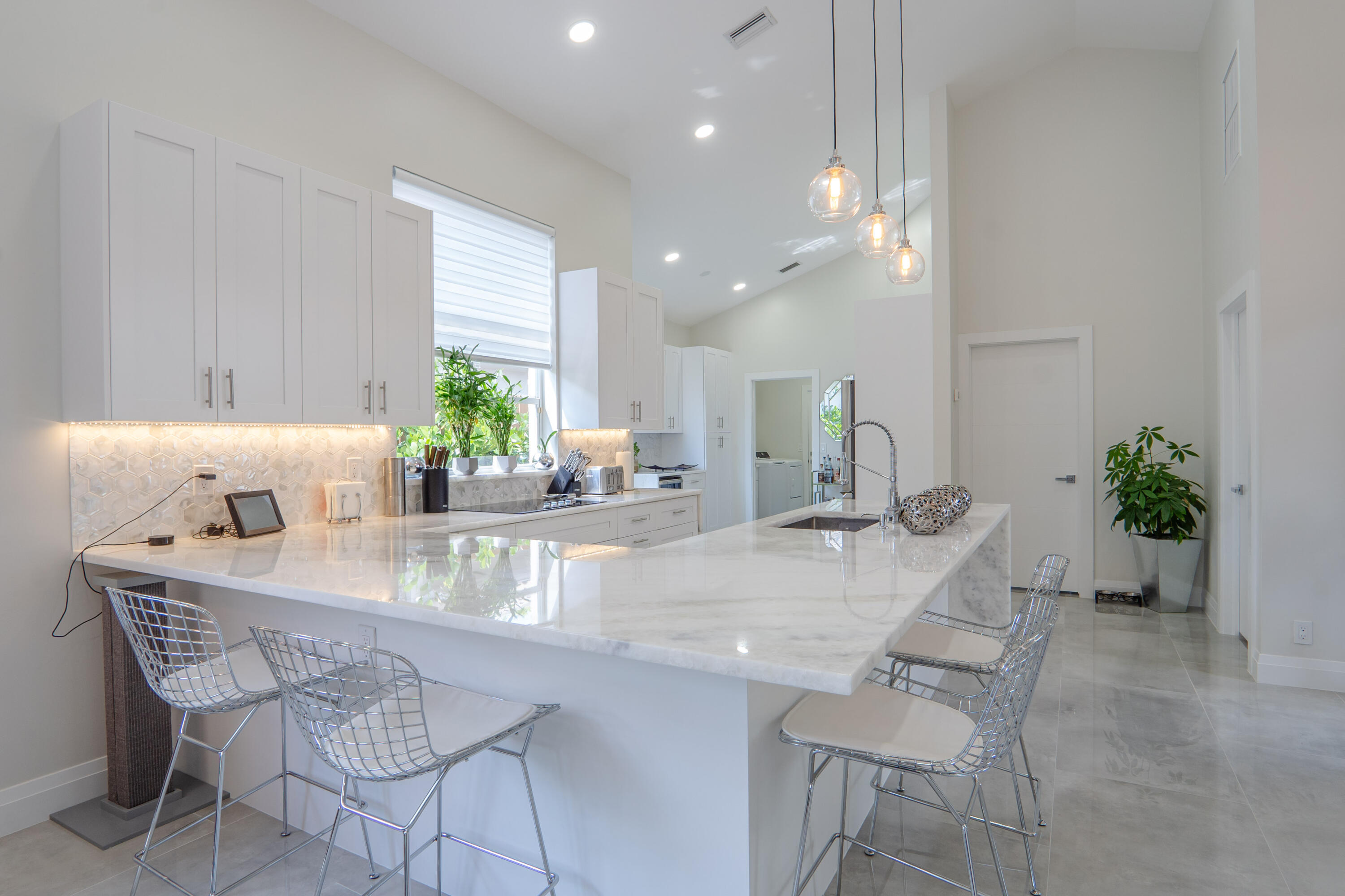BANYANS OF ARVIDA COUNTRY CLUB - Residential Lease