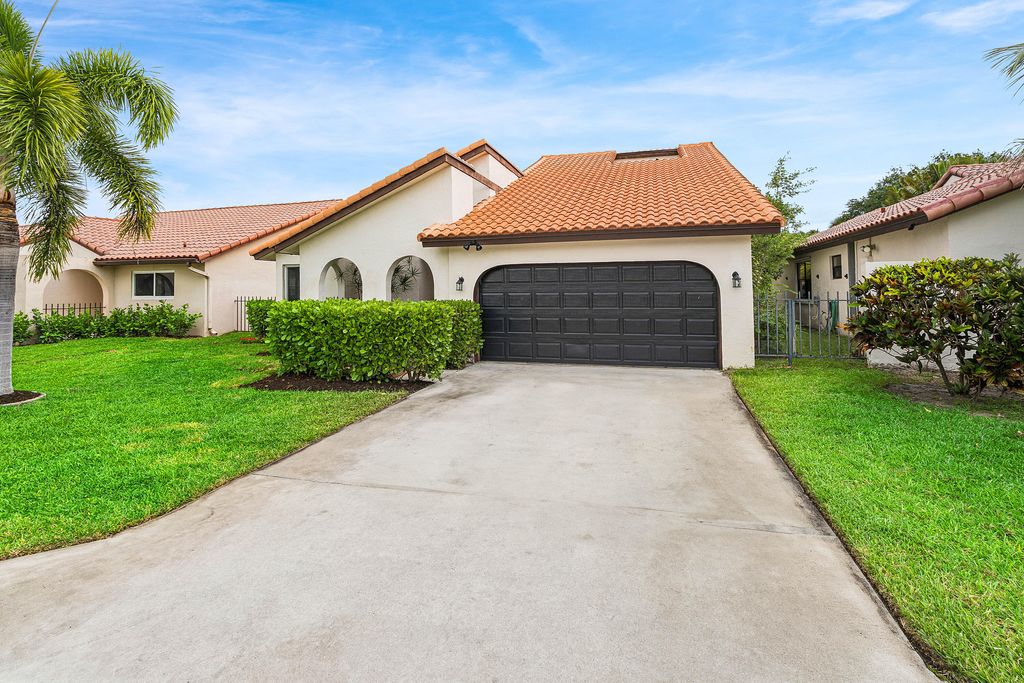 Photo of 7674 Solimar Circle, Boca Raton, FL 33433 (MLS # B26022738)