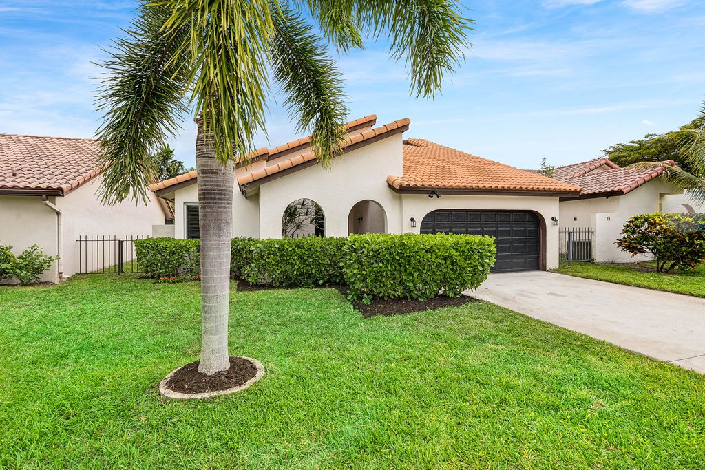 Photo of 7674 Solimar Circle, Boca Raton, FL 33433 (MLS # B26022738)