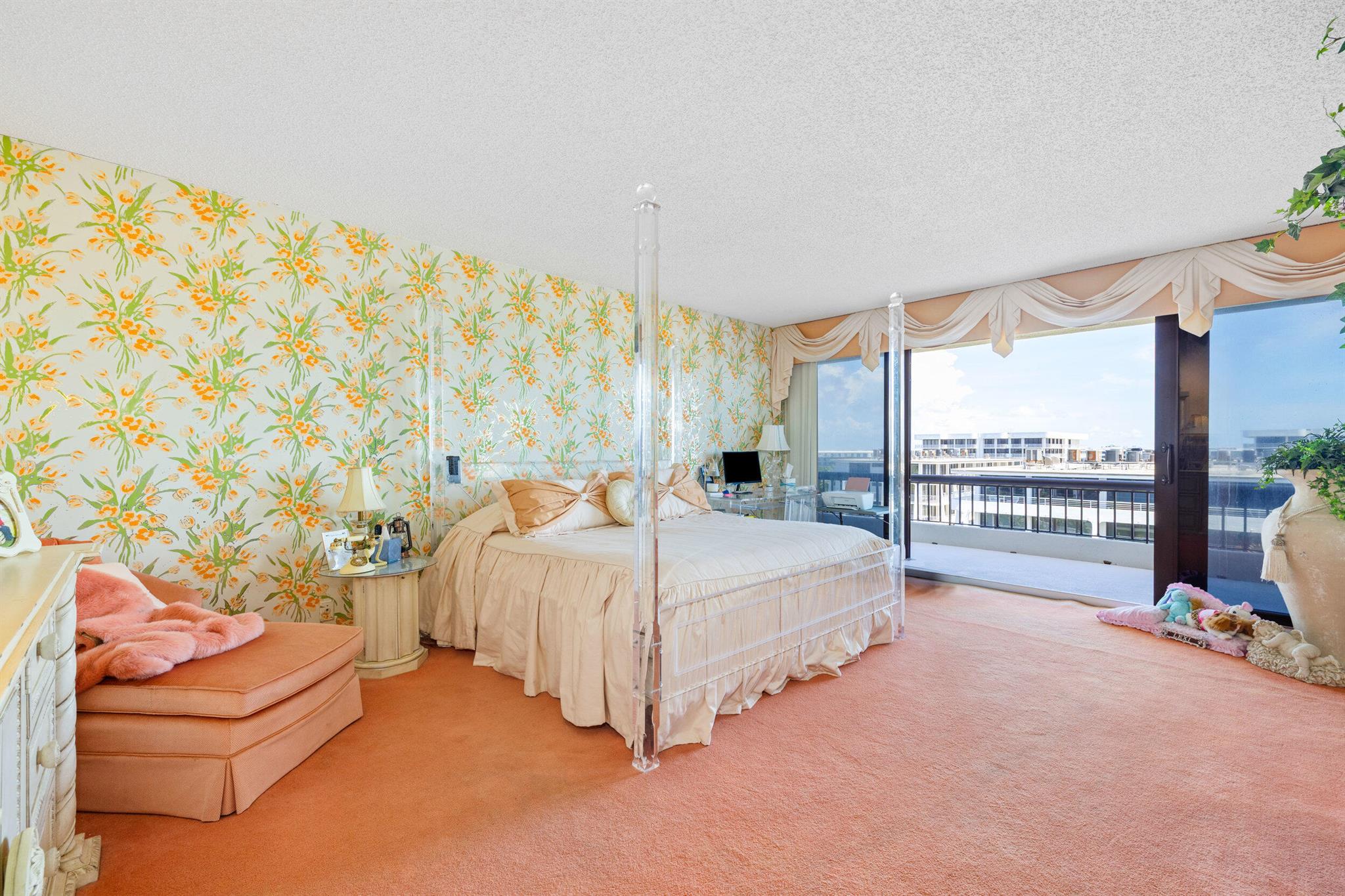 BEACH POINT CONDO - Residential