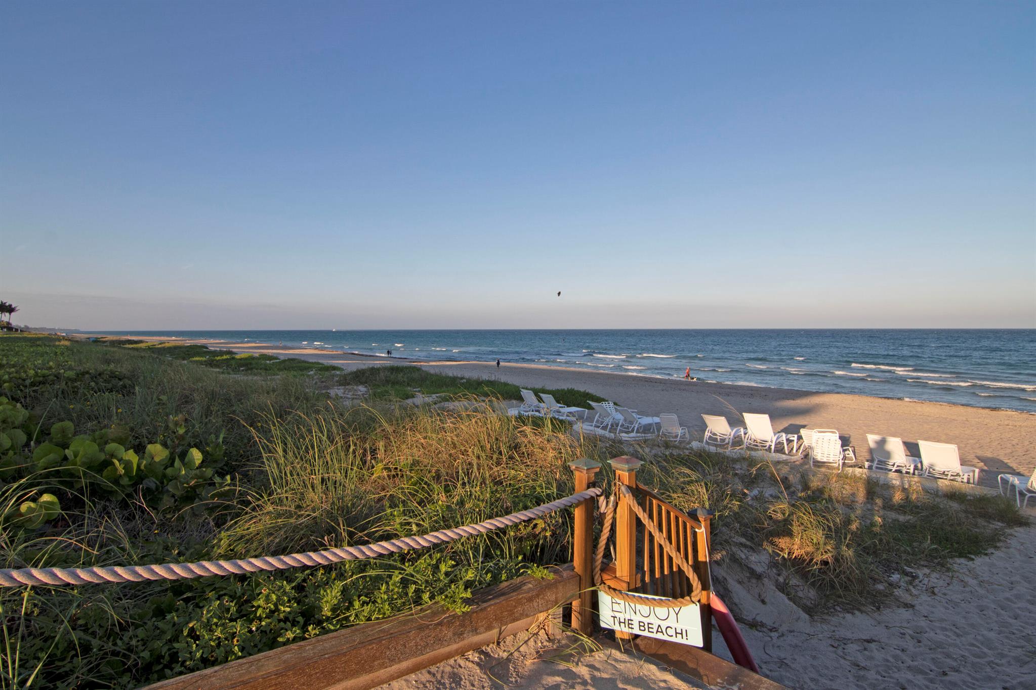 BEACH POINT CONDO - Residential