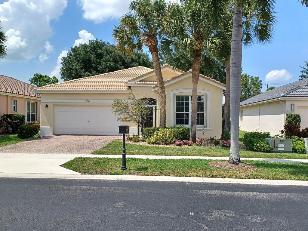 Photo of 12752 Coral Lakes Drive, Boynton Beach, FL 33437 (MLS # F10487992)