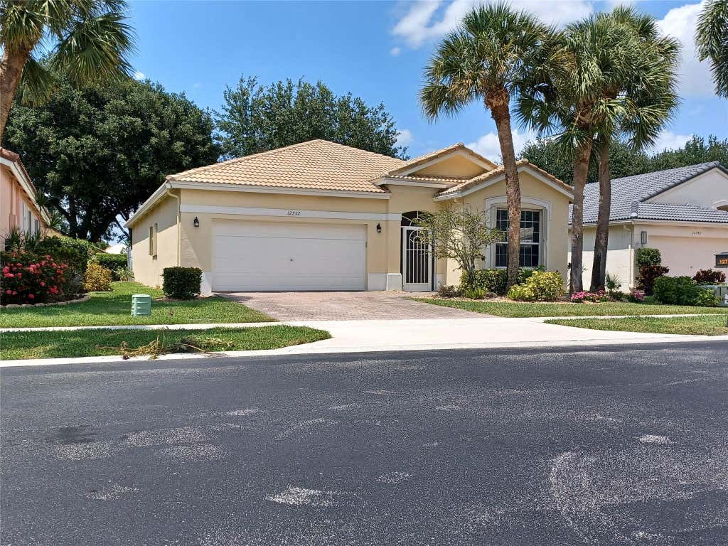 Photo of 12752 Coral Lakes Drive, Boynton Beach, FL 33437 (MLS # F10487992)