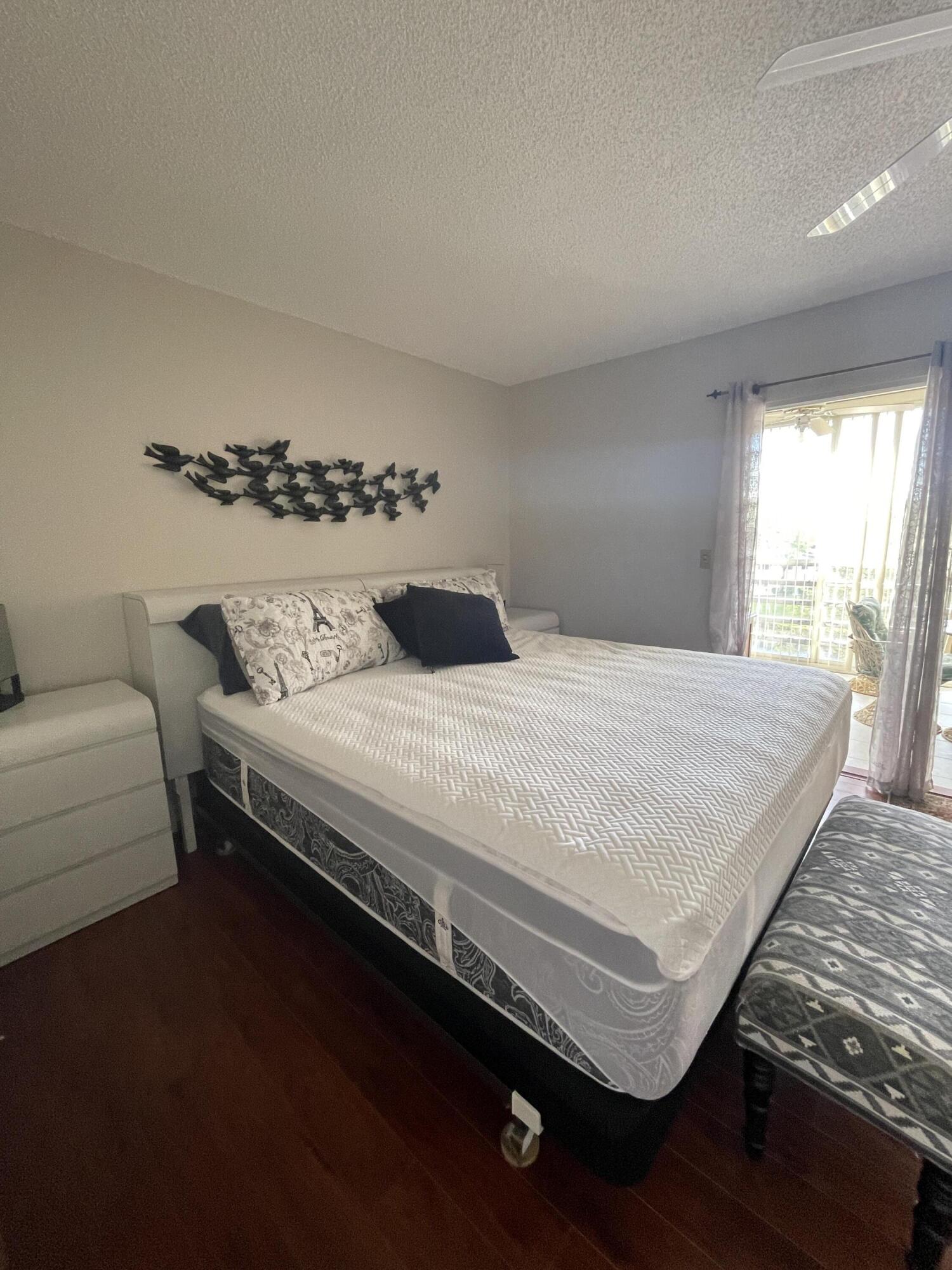 GRANTHAM B CONDO - Residential